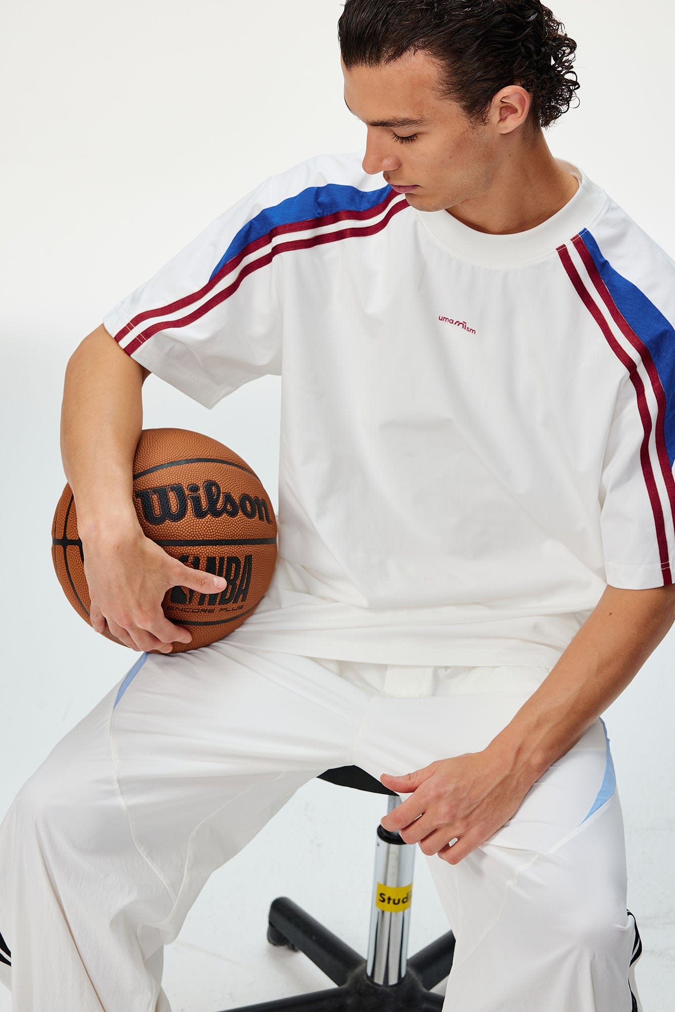 UMAMIISM Contrast Stripe Quick-Dry Raglan T-Shirt