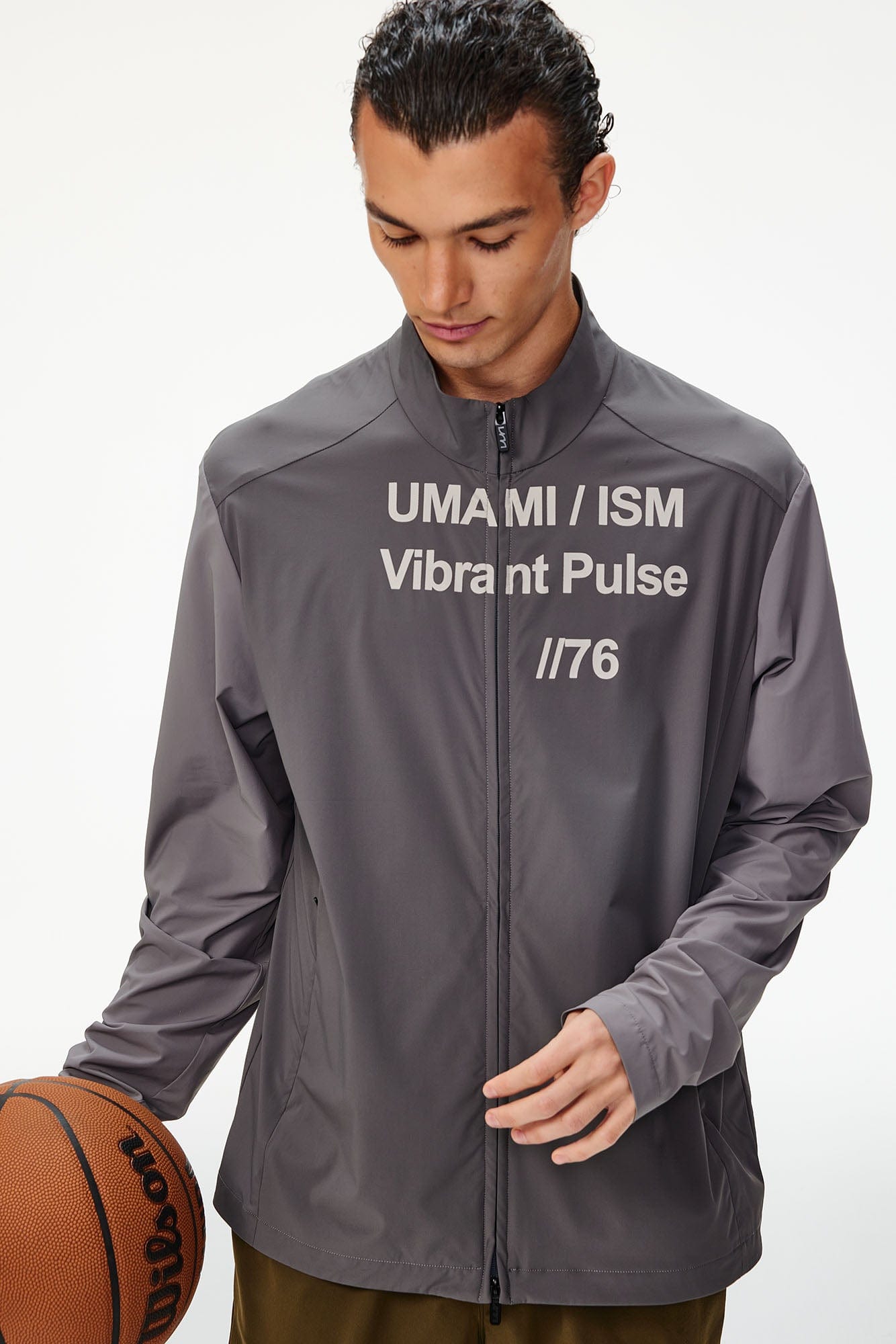 UMAMIISM Slogan Contrast Sleeve Mock Neck UV Protection Jacket