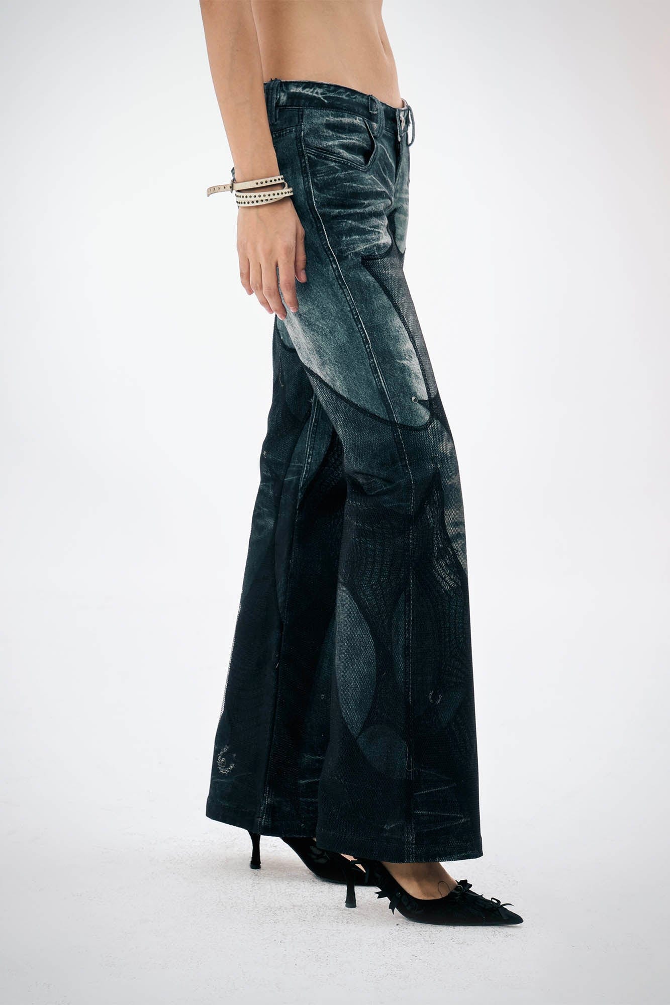 DND4DES×Faychui Mesh-Panelled Washed Flared Jeans