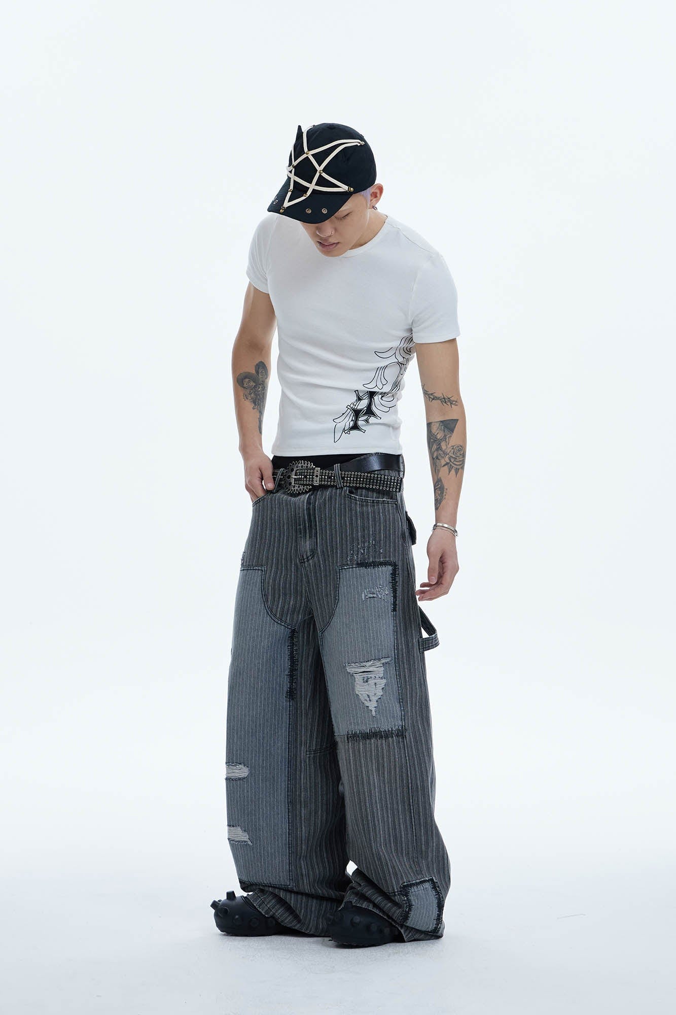 DND4DES Cross Graphic T-Shirt