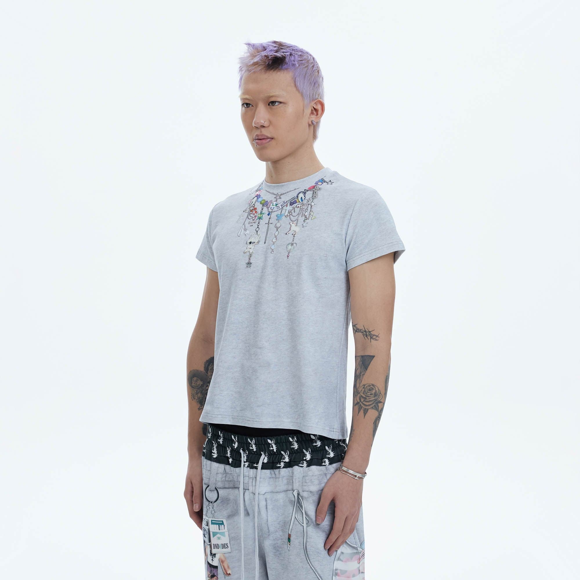 DND4DES Layered-Chain Graphic T-Shirt