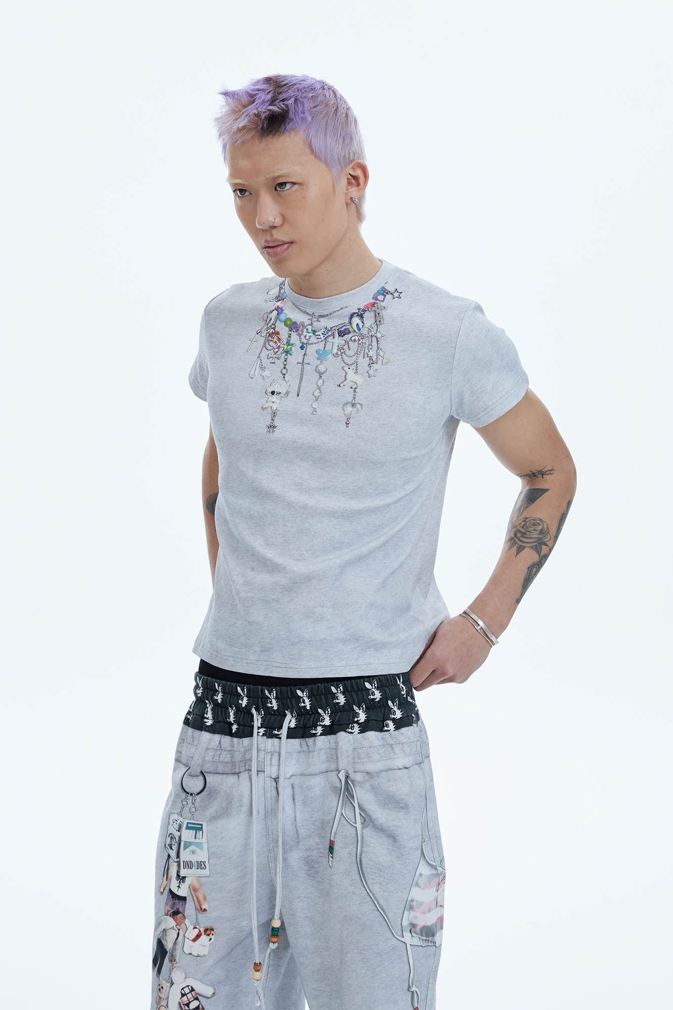 DND4DES Layered-Chain Graphic T-Shirt