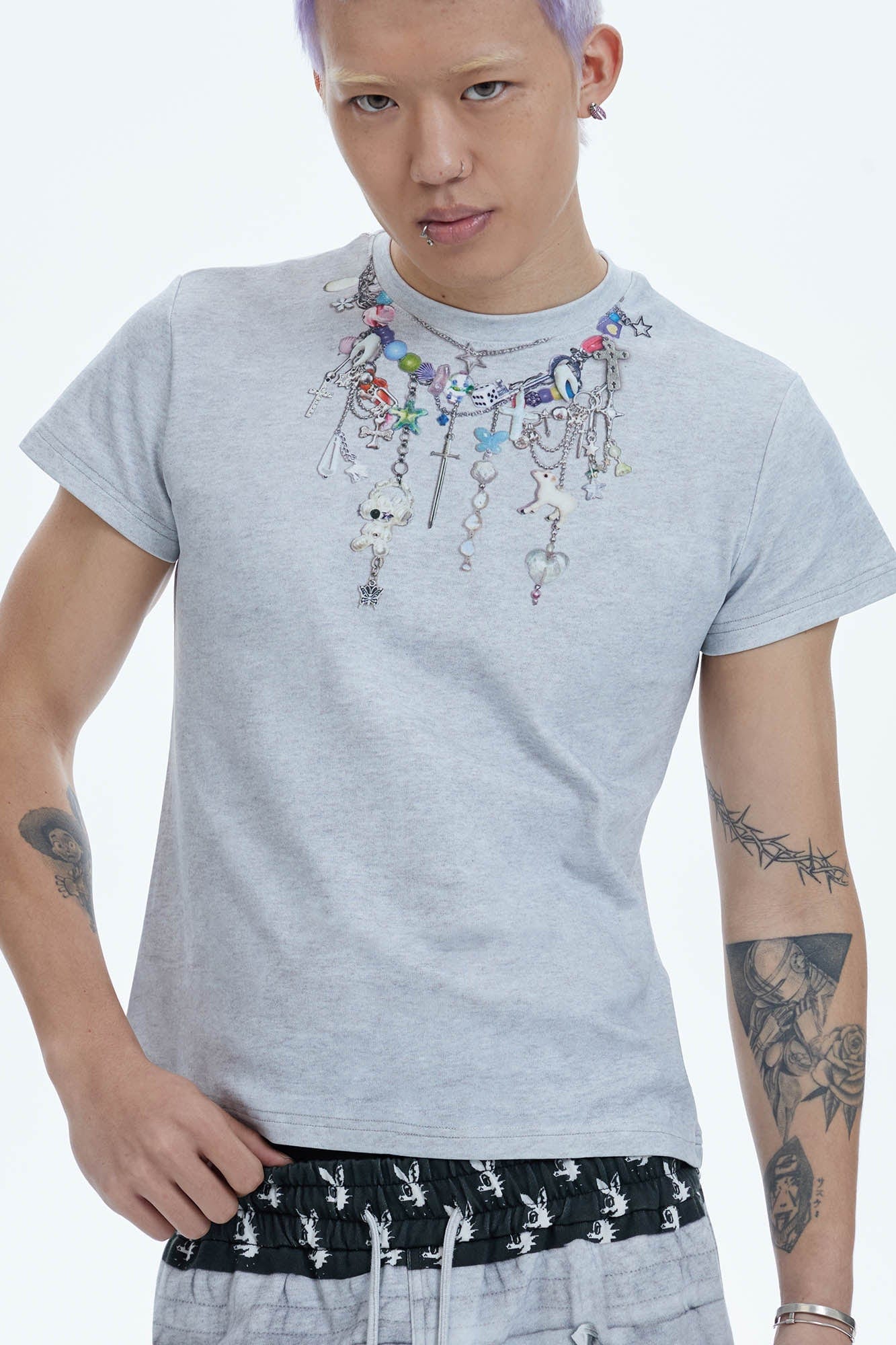 DND4DES Layered-Chain Graphic T-Shirt