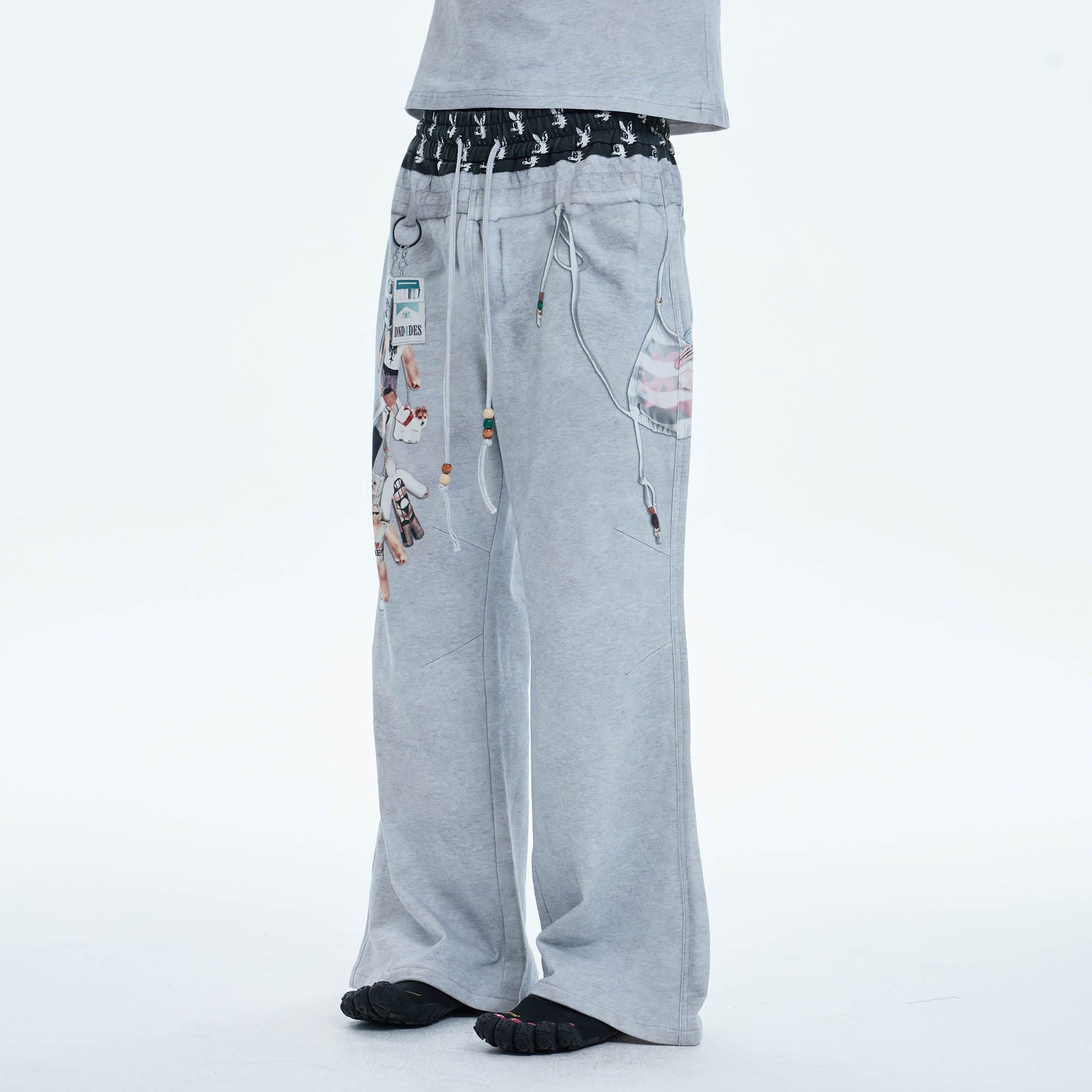 DND4DES Doll Charm Graphic Double-Waist Sweatpants
