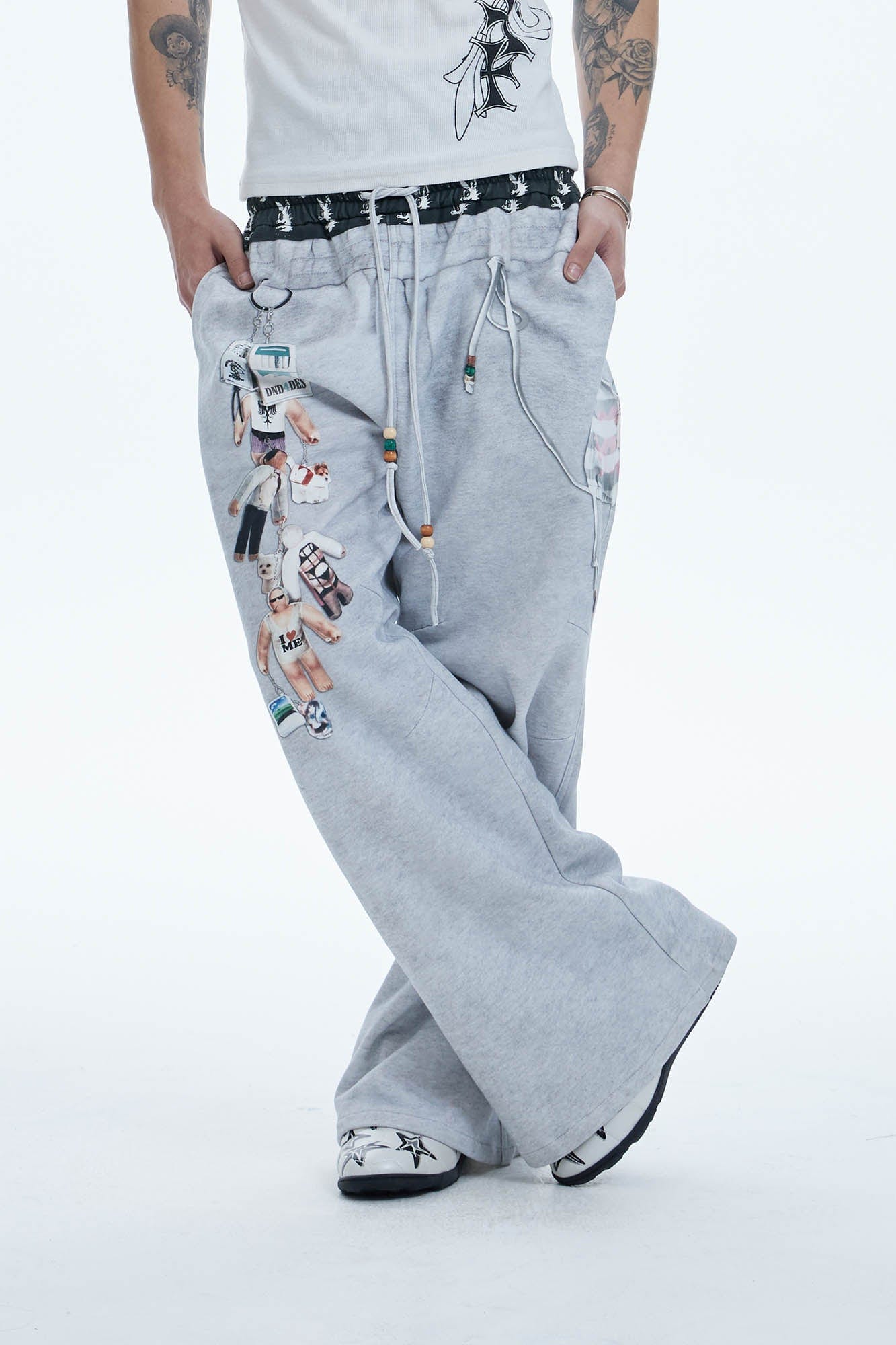 DND4DES Doll Charm Graphic Double-Waist Sweatpants