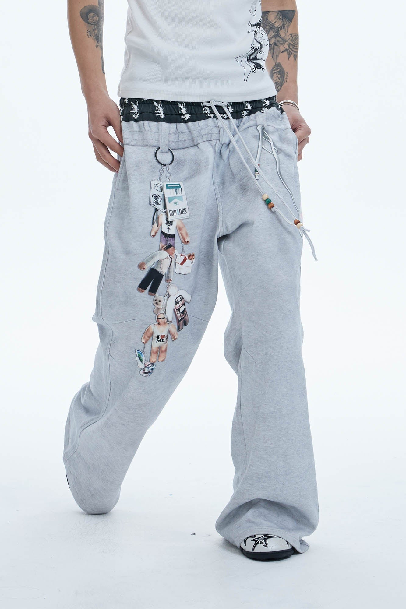 DND4DES Doll Charm Graphic Double-Waist Sweatpants