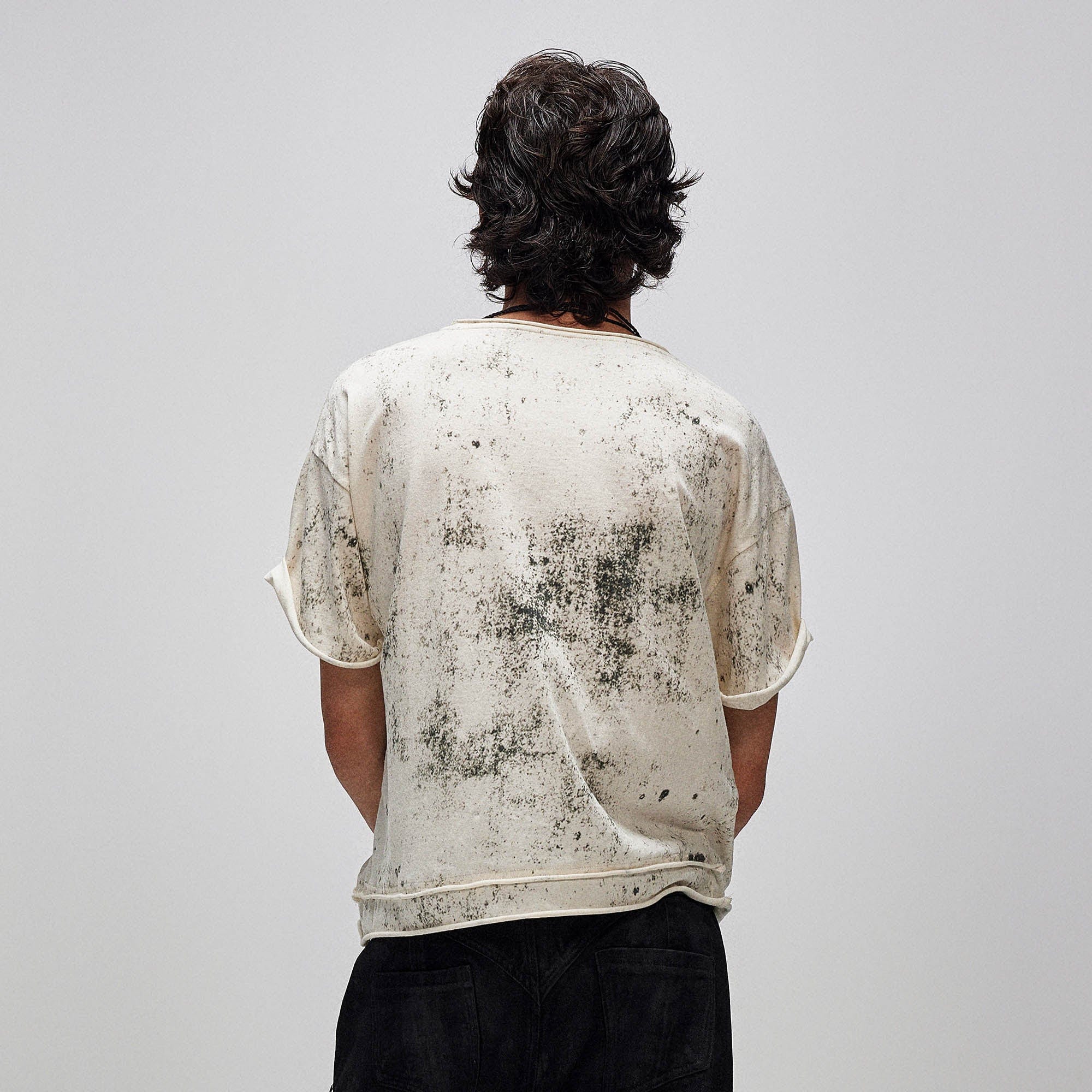 FLYERRER Grunge Brush-Stained Raw Hem T-Shirt