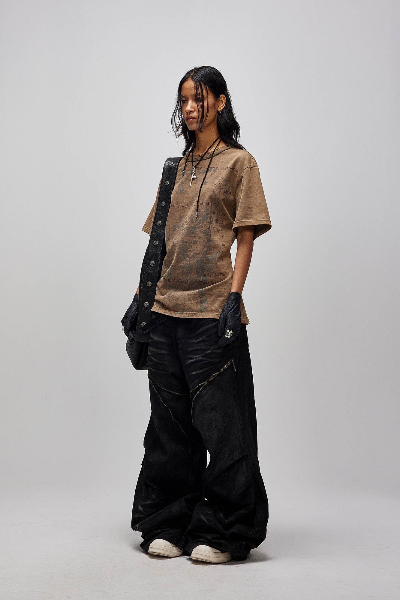 FLYERRER X-Silhouette Distressed Graphic T-Shirt