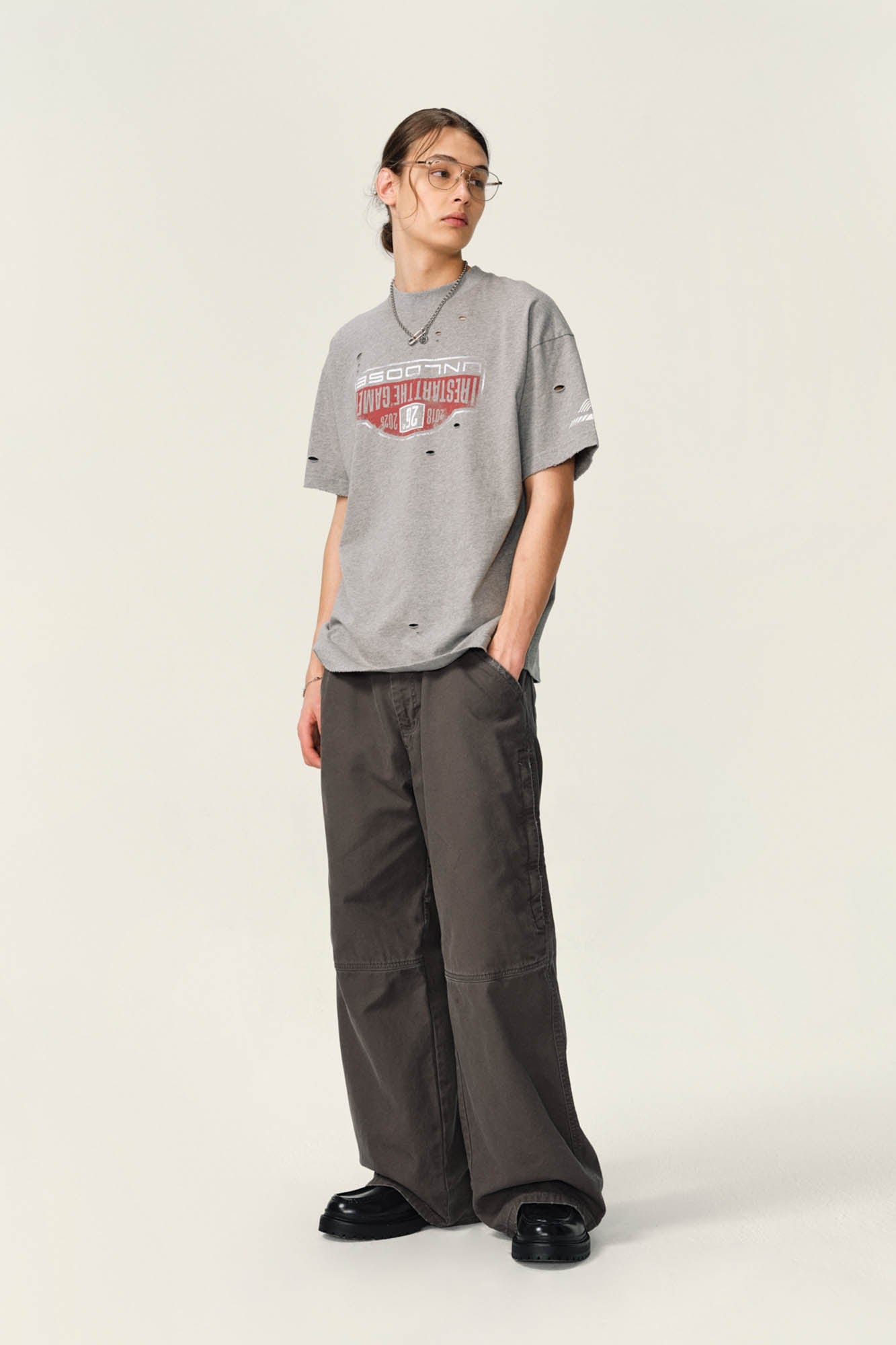 OVDY Retro Distressed Graphic T-Shirt