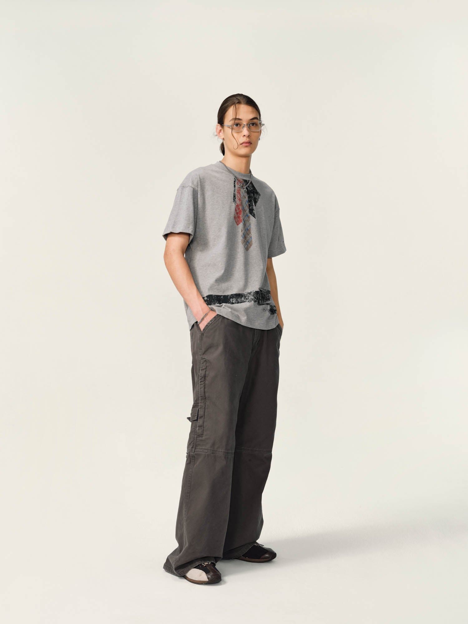 OVDY Tie-Belt Graphic T-Shirt