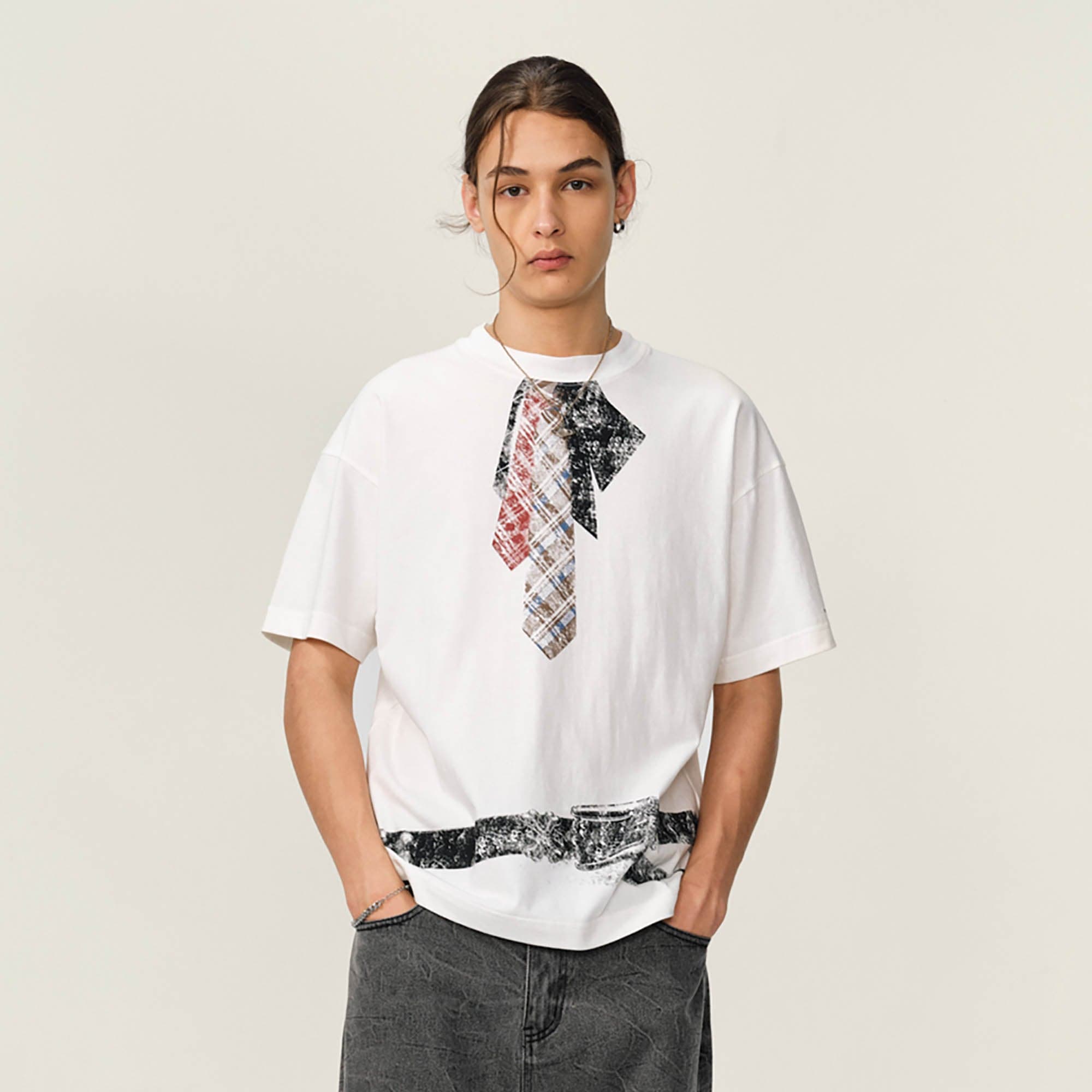 OVDY Tie-Belt Graphic T-Shirt