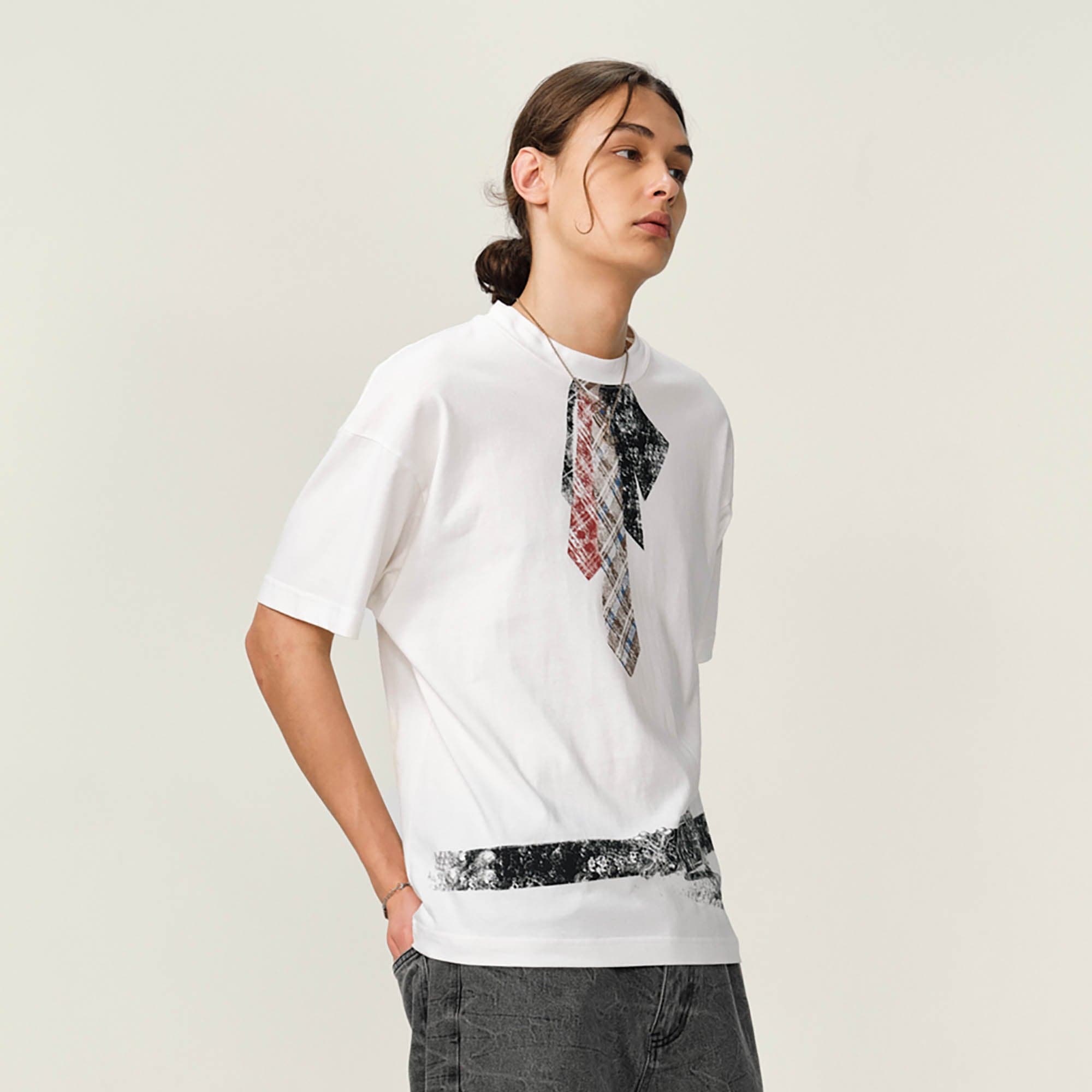 OVDY Tie-Belt Graphic T-Shirt