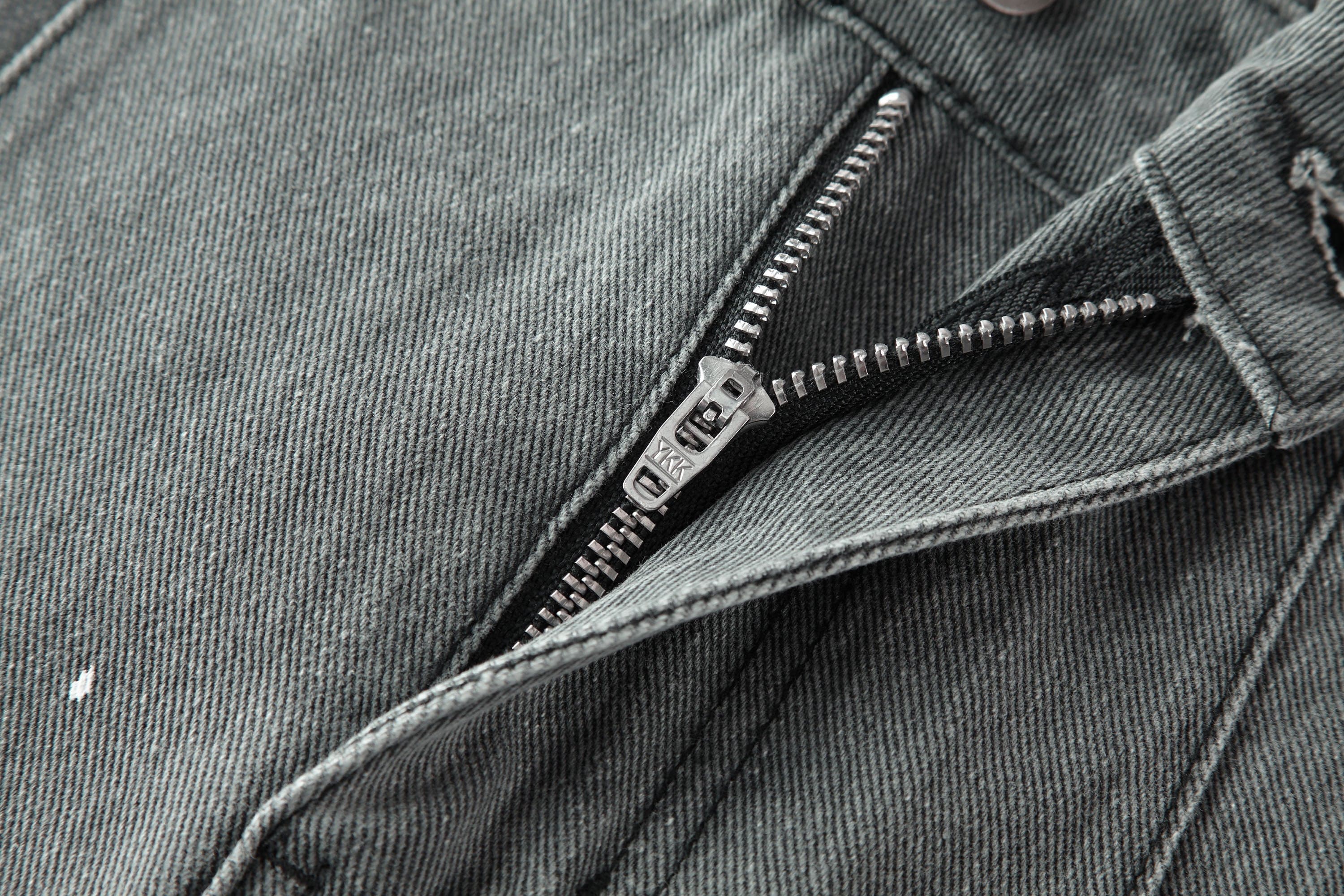 BONELESS Washed Sprinkle Pleated Knee Cargo Jeans