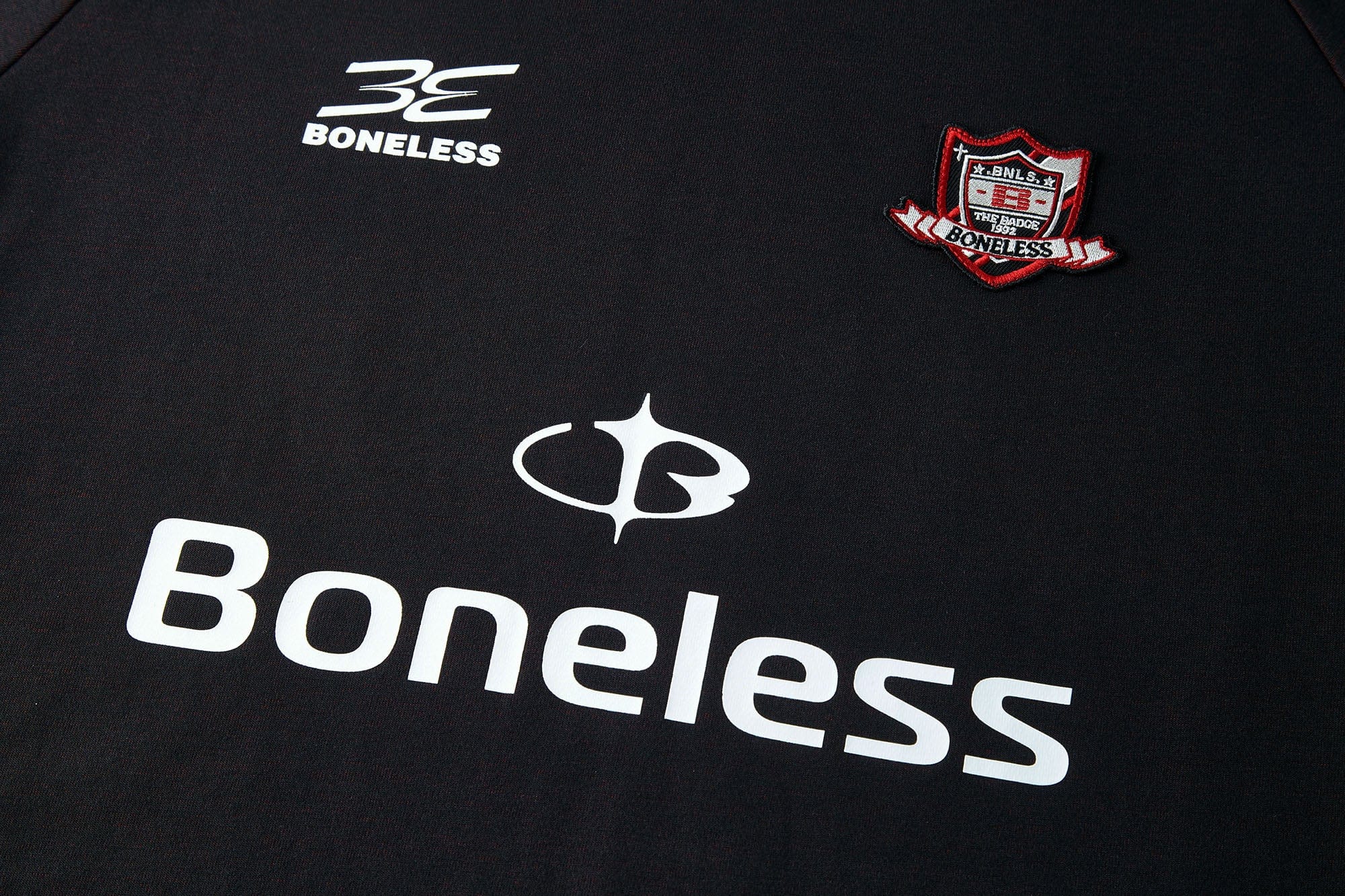 BONELESS No.92 Contrast Spliced Badge T-Shirt