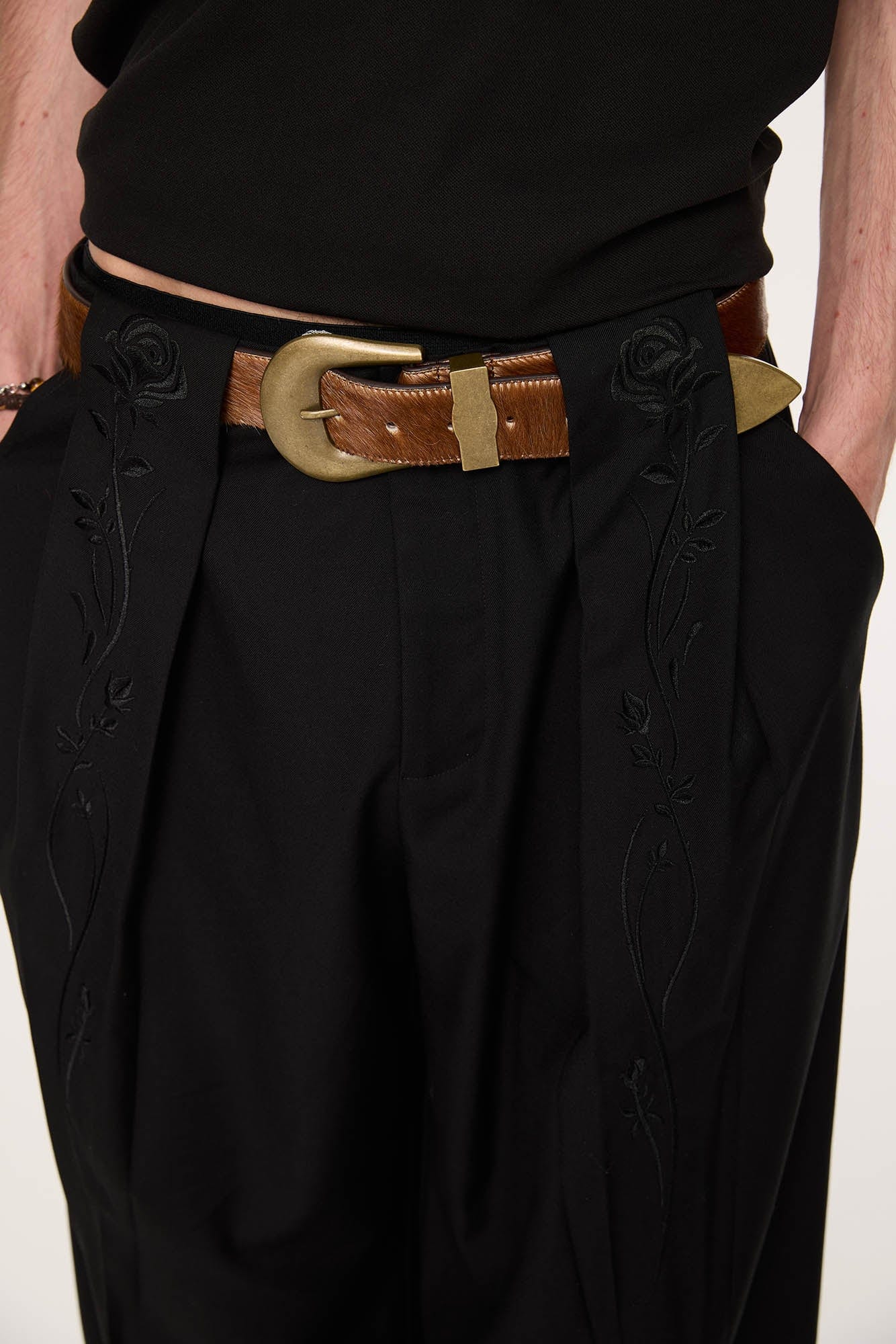 KREATE Rose Embroidered Pleated Straight-Leg Trousers