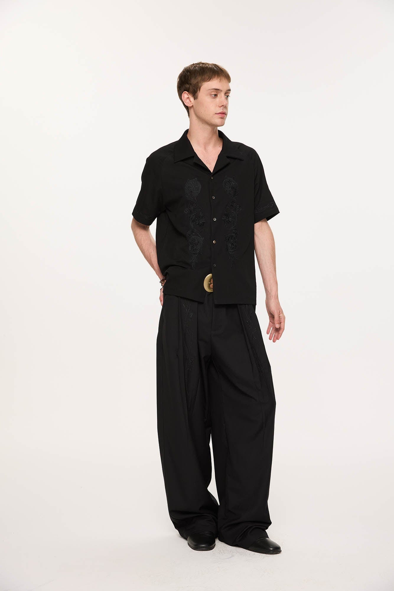 KREATE Rose Embroidered Pleated Straight-Leg Trousers
