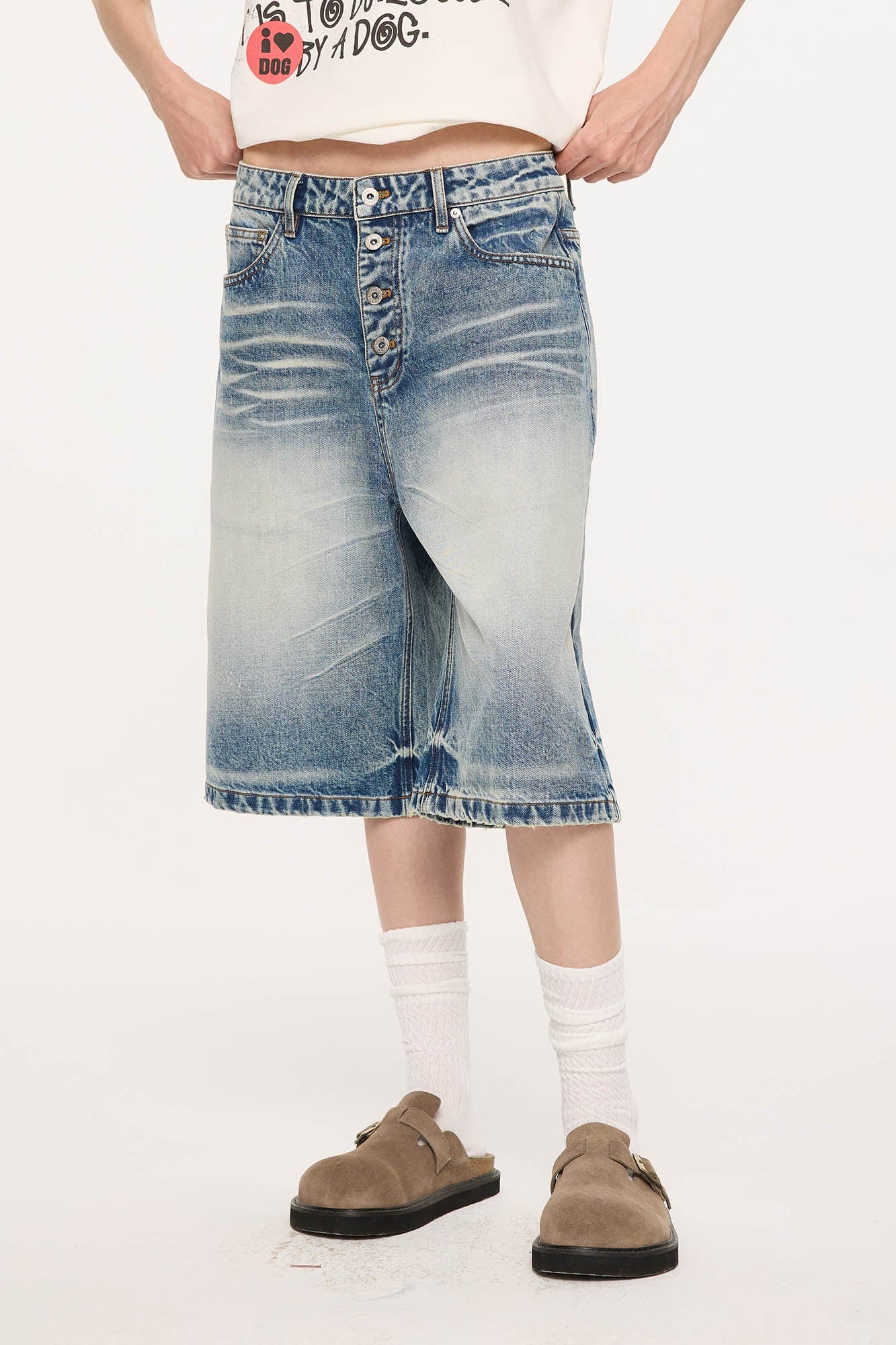 KREATE Retro Washed Button-Up Fuji-San Denim Shorts