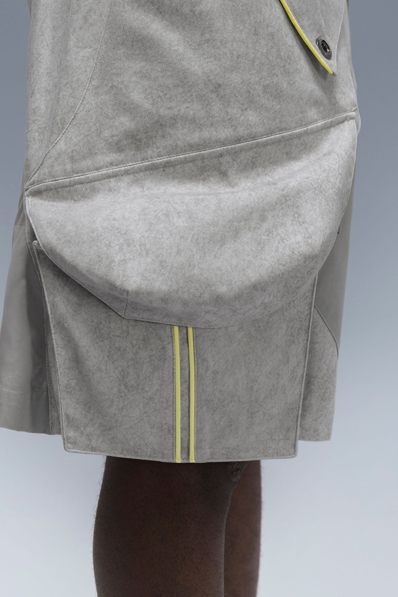 XIPHEVIL Washed Contrast Panel Pocket Utility Shorts Gray