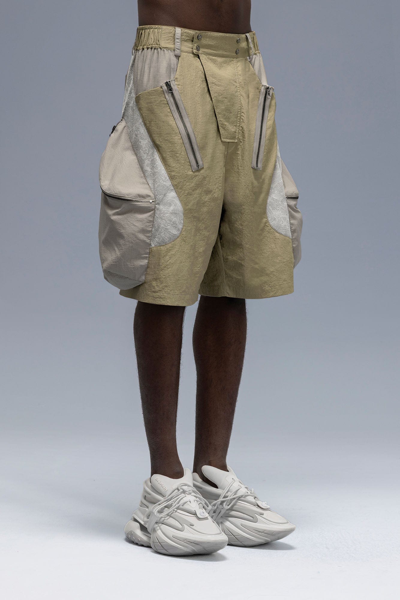 XIPHEVIL Snake Skin Contrast Panel Multi-Pocket Shorts