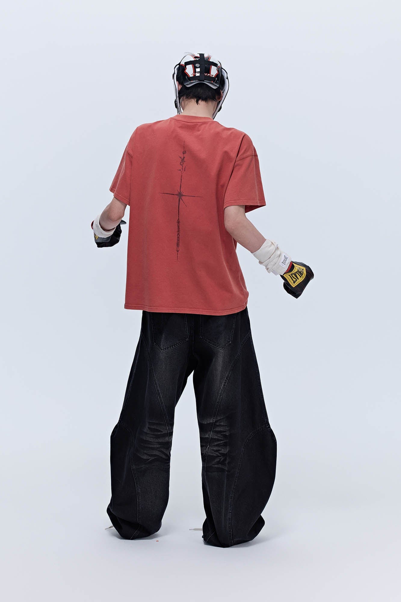 SAVAGEGROWTHWORLD Arc-Paneled Washed Oversized Balloon Jeans