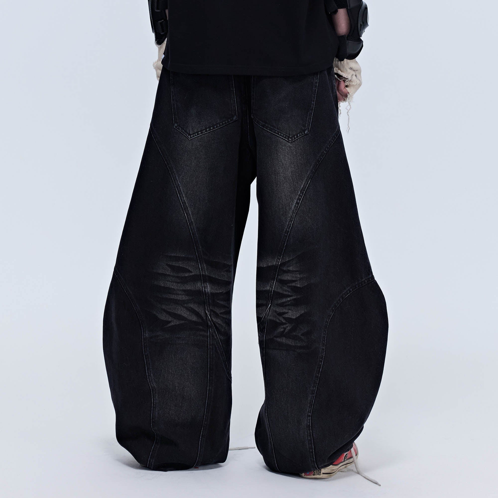 SAVAGEGROWTHWORLD Arc-Paneled Washed Oversized Balloon Jeans