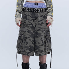 SAVAGEGROWTHWORLD Camo Spliced Multi-Pocket Shorts