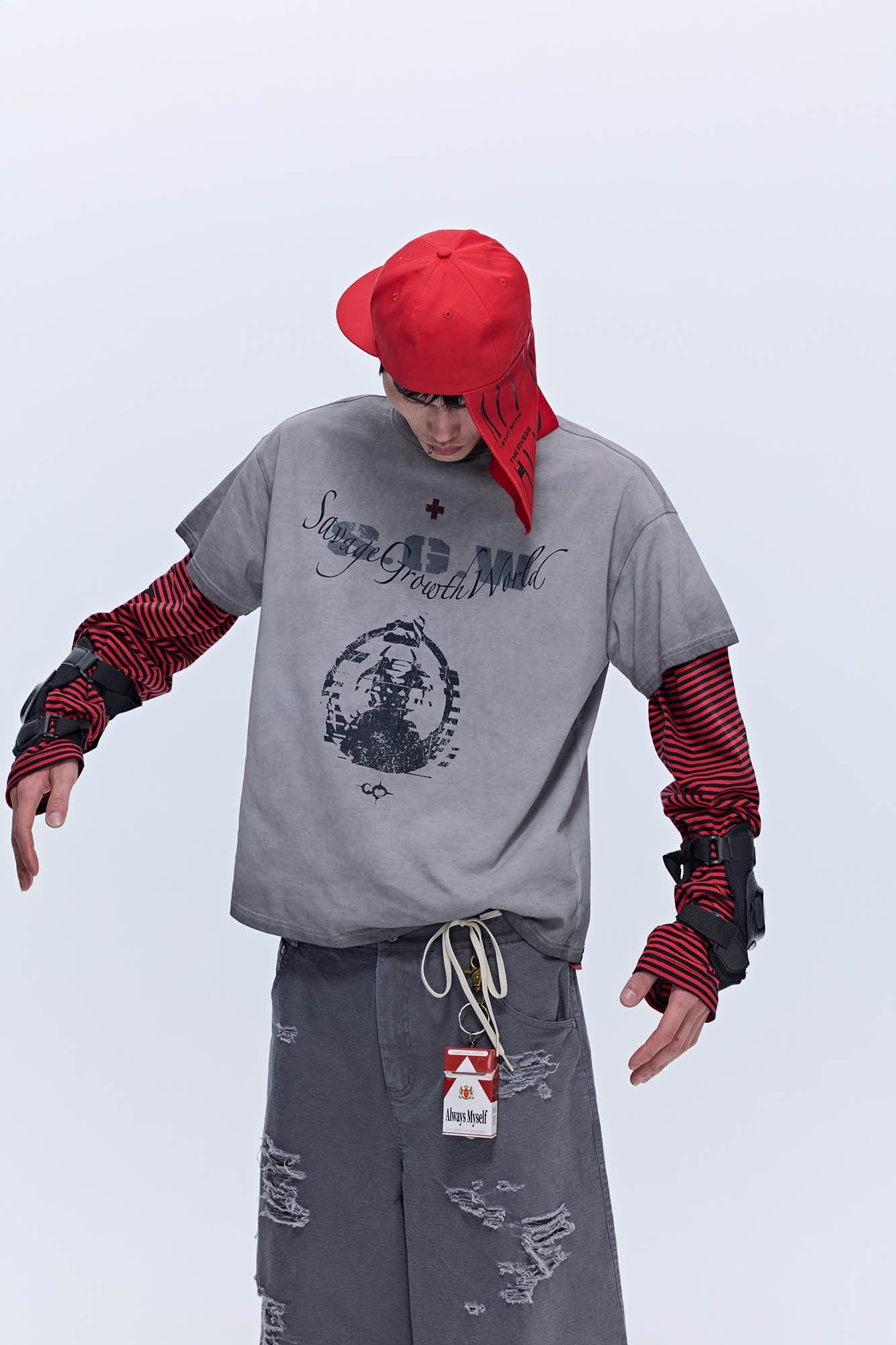 SAVAGEGROWTHWORLD Distressed GhosteMane T-Shirt