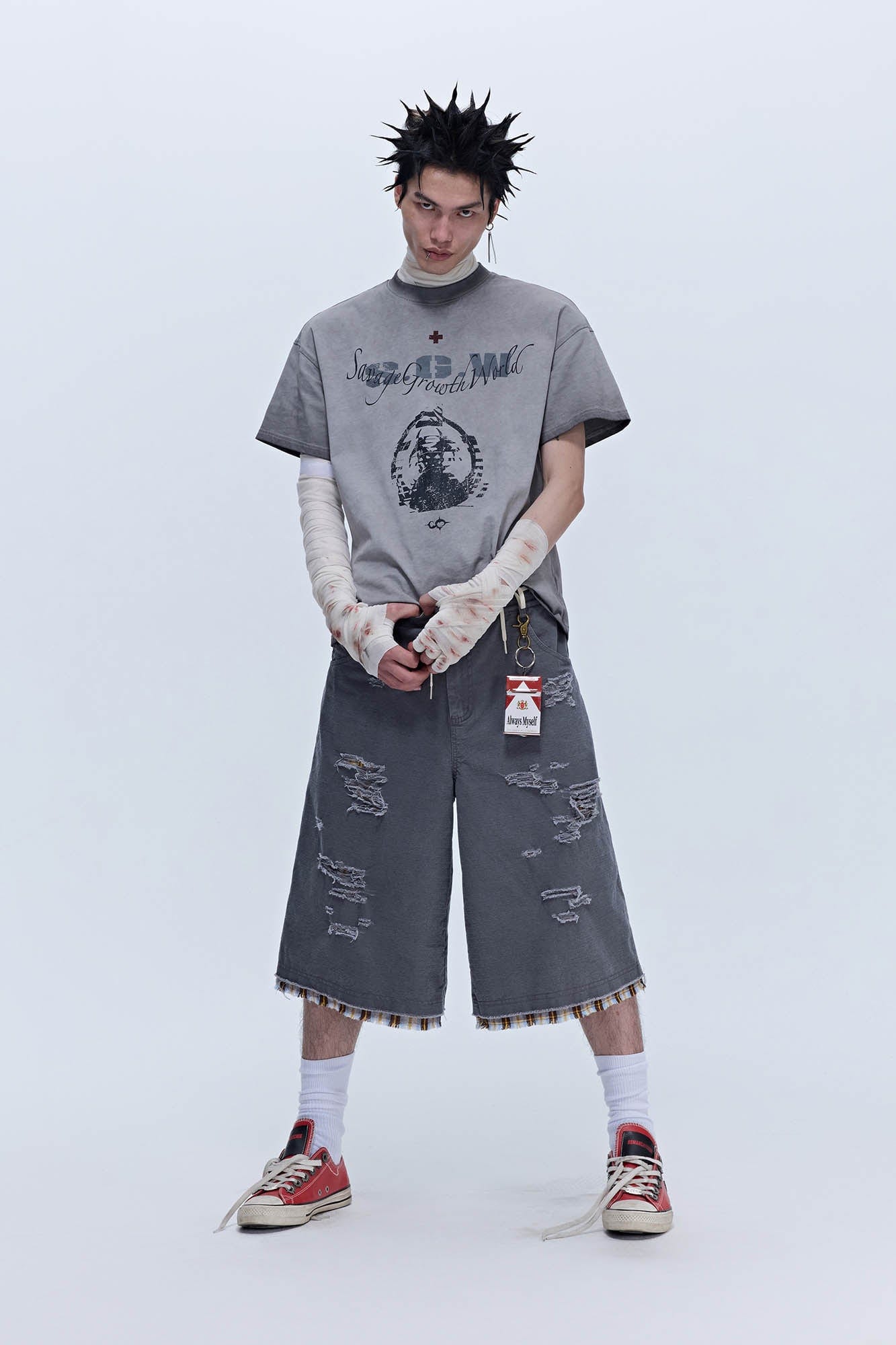 SAVAGEGROWTHWORLD Distressed GhosteMane T-Shirt