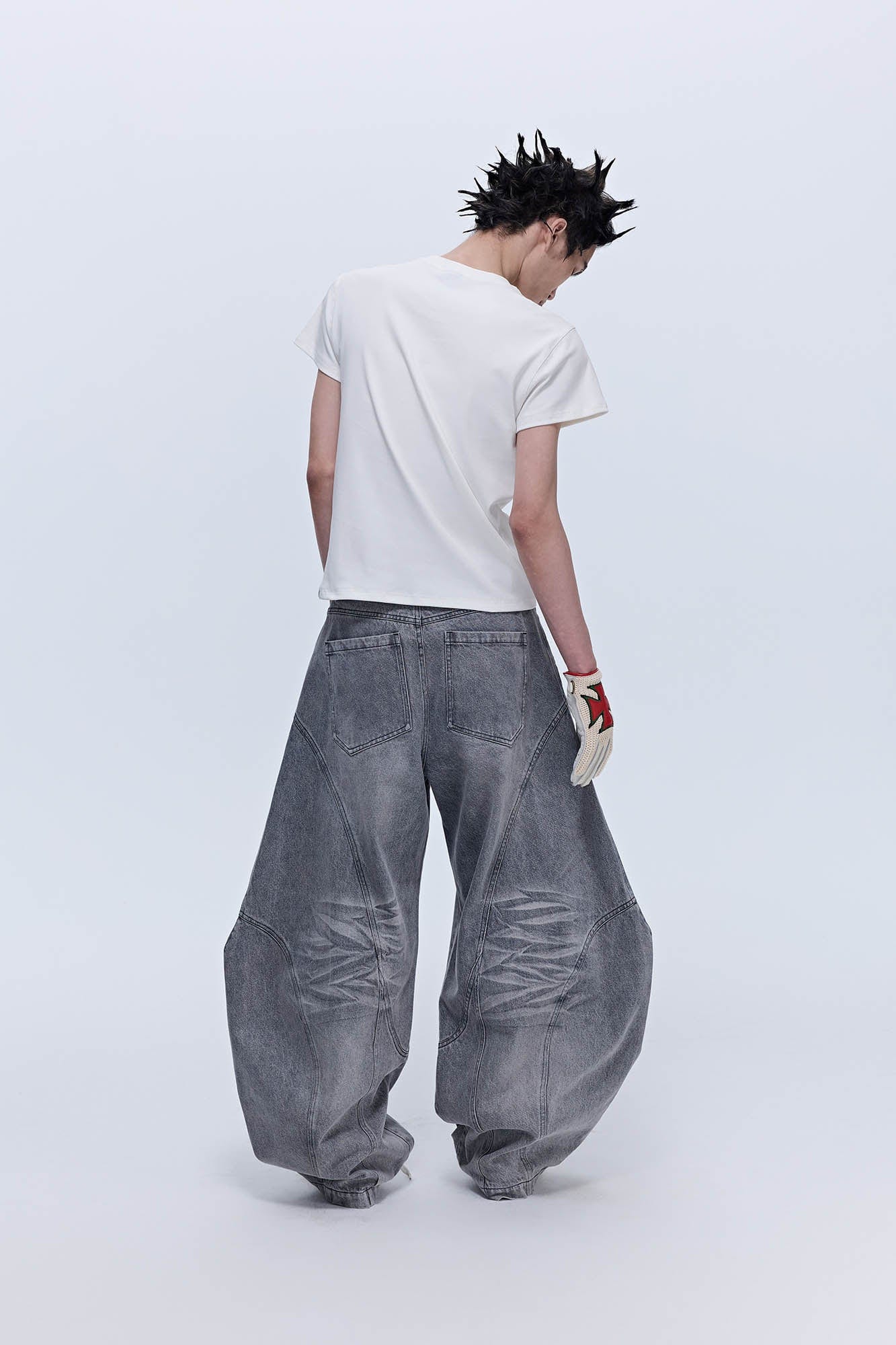 SAVAGEGROWTHWORLD Arc-Paneled Washed Oversized Balloon Jeans