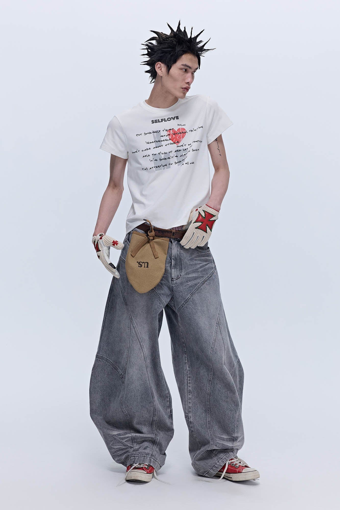 SAVAGEGROWTHWORLD Self-Love Statement Graphic T-Shirt