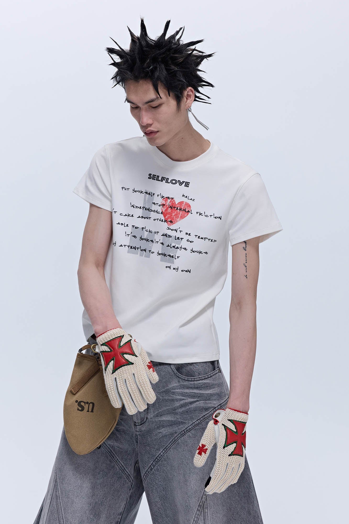 SAVAGEGROWTHWORLD Self-Love Statement Graphic T-Shirt