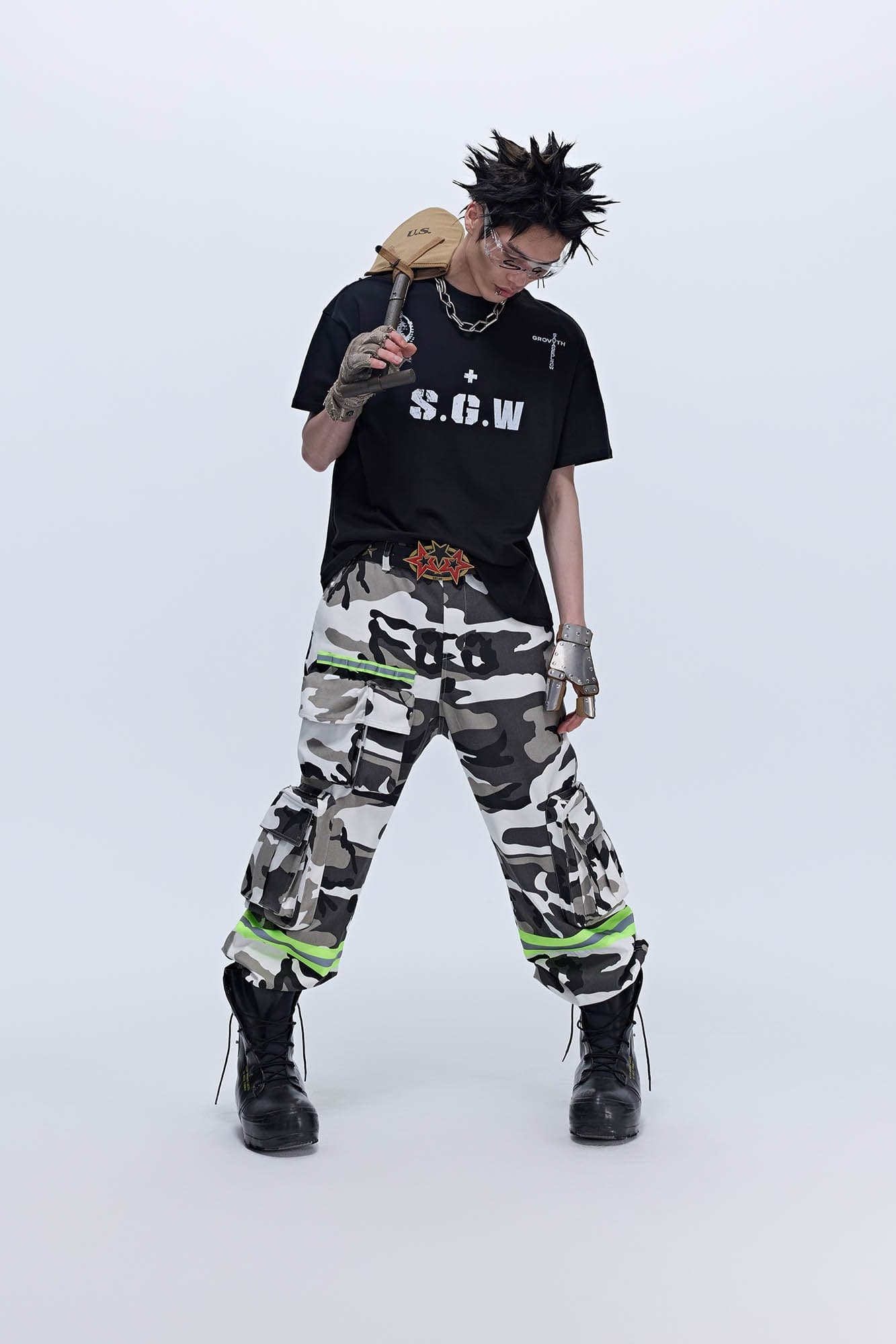 SAVAGEGROWTHWORLD Camo Reflective Multi-Pocket Cargo Pants