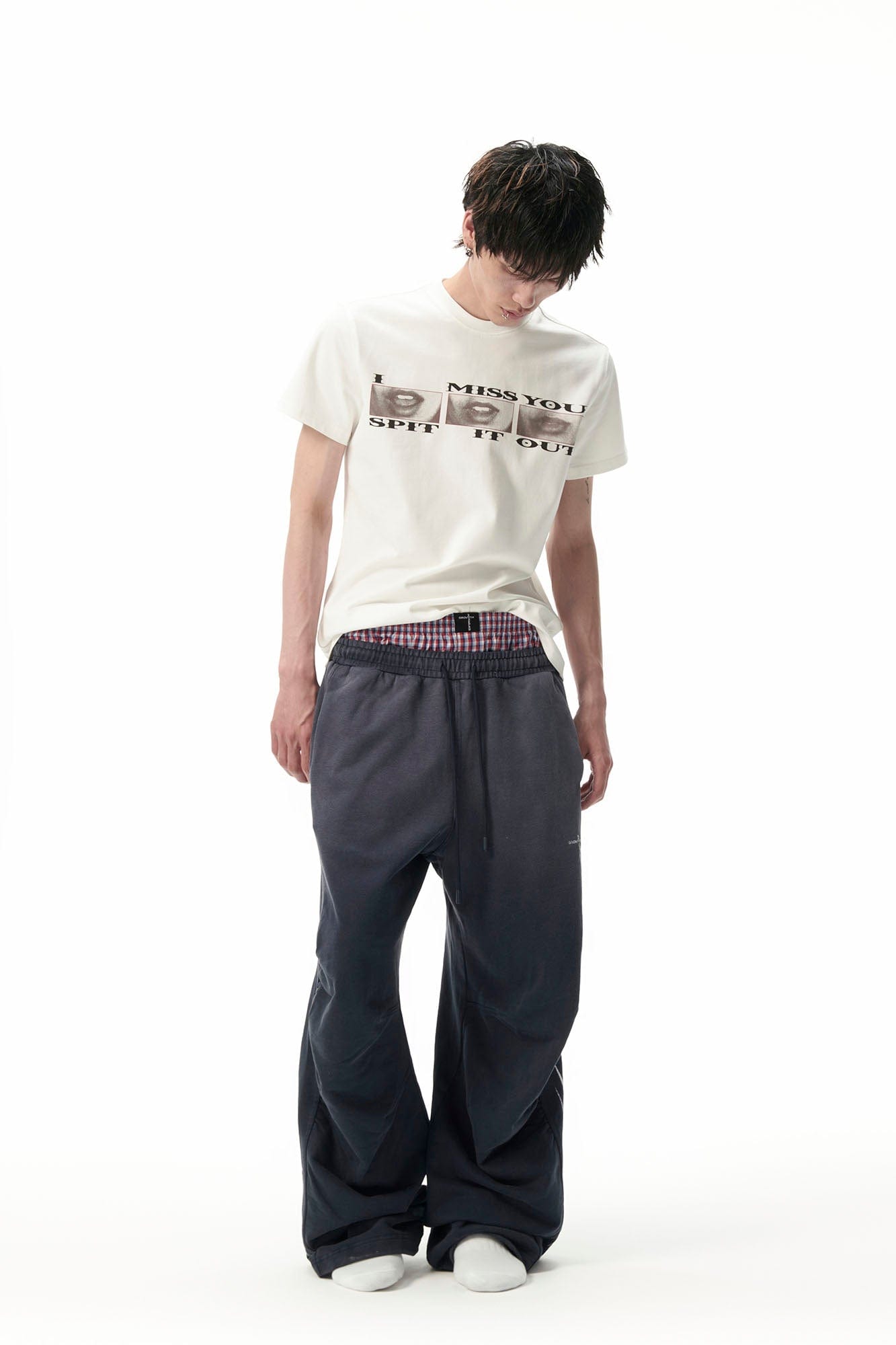 SAVAGEGROWTHWORLD I Miss You Graphic T-Shirt