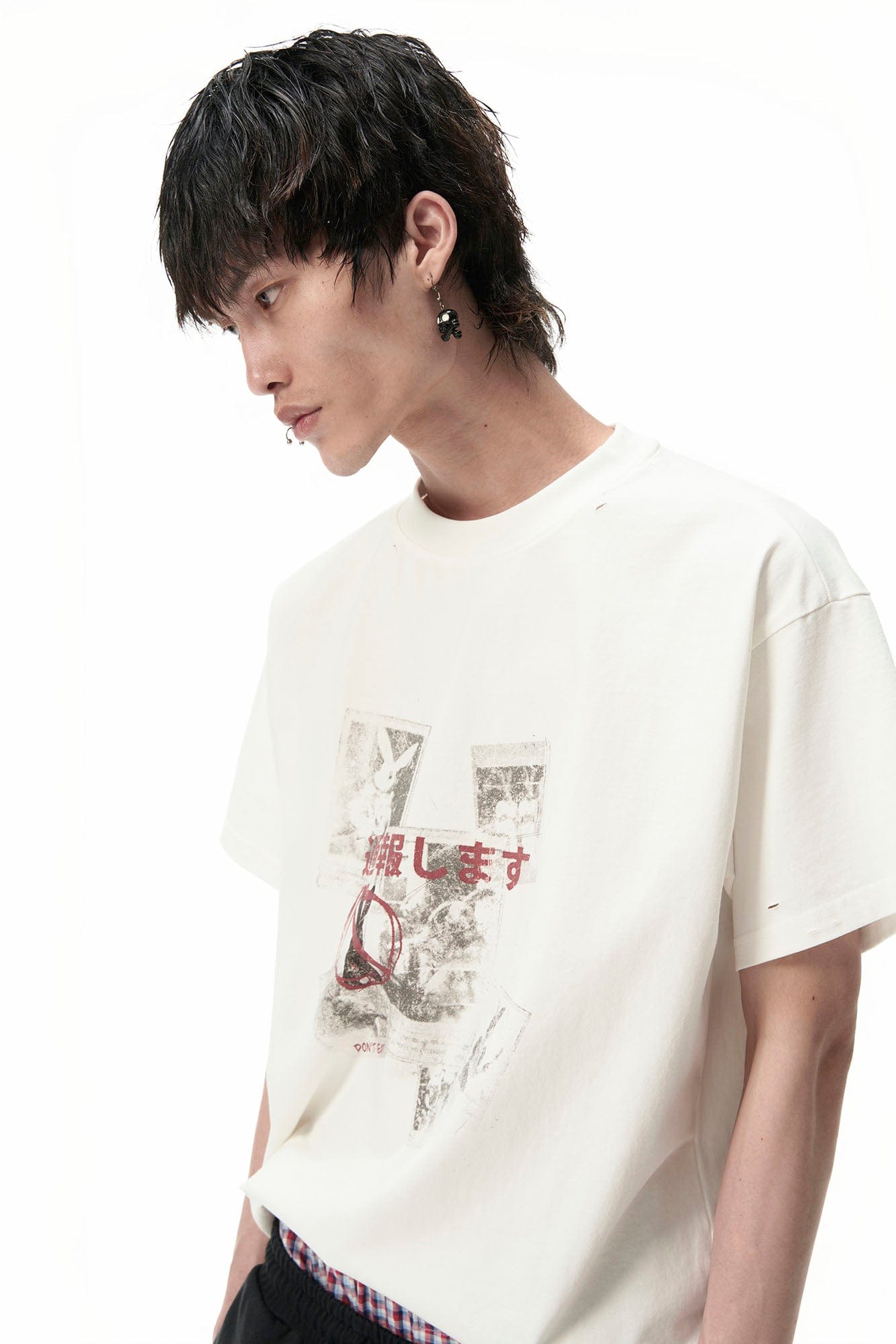 SAVAGEGROWTHWORLD Grunge Rabbit Graphic Distressed T-Shirt