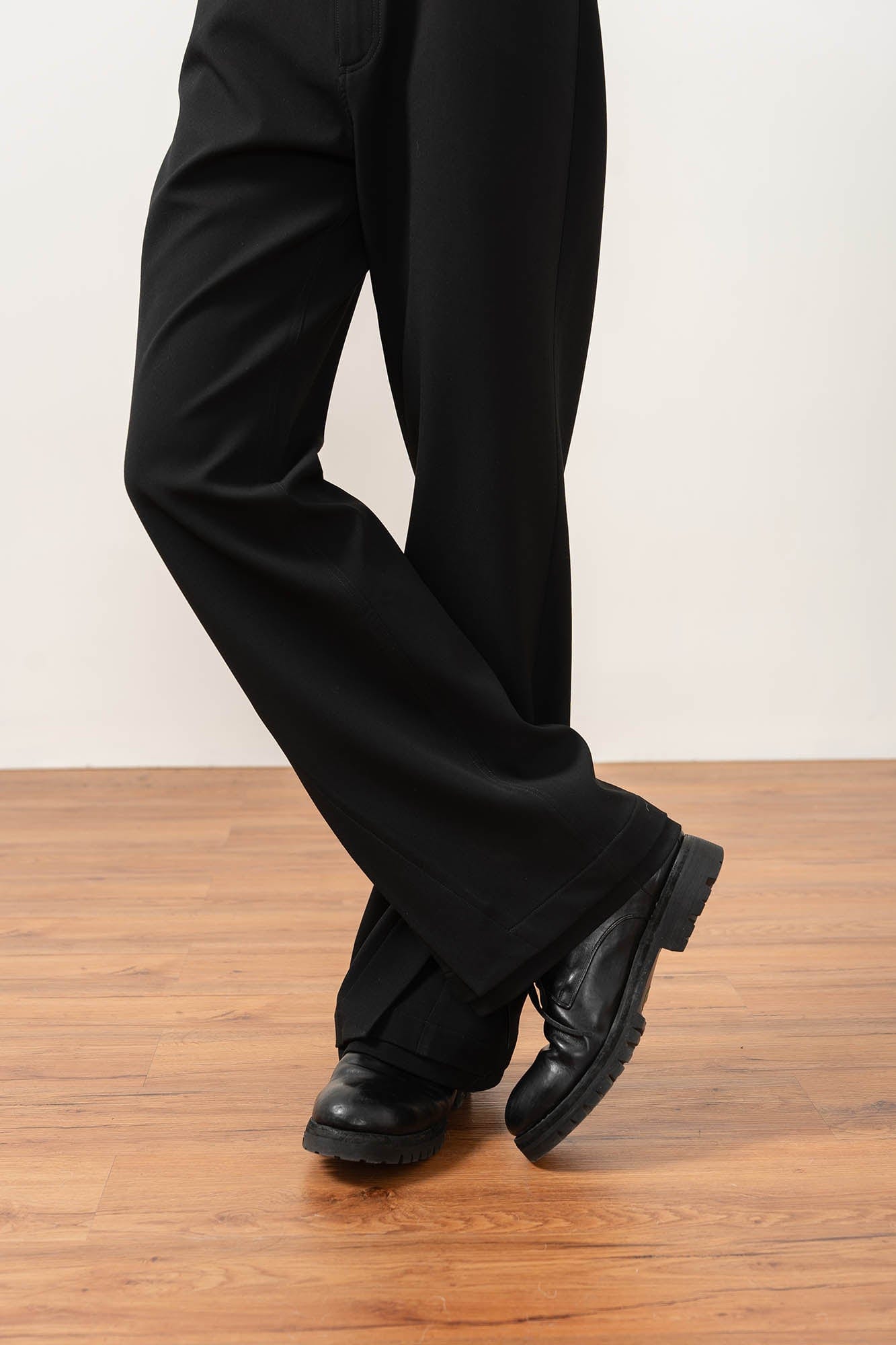 MOITIEDEPETALE Essential Layered Flared Trousers