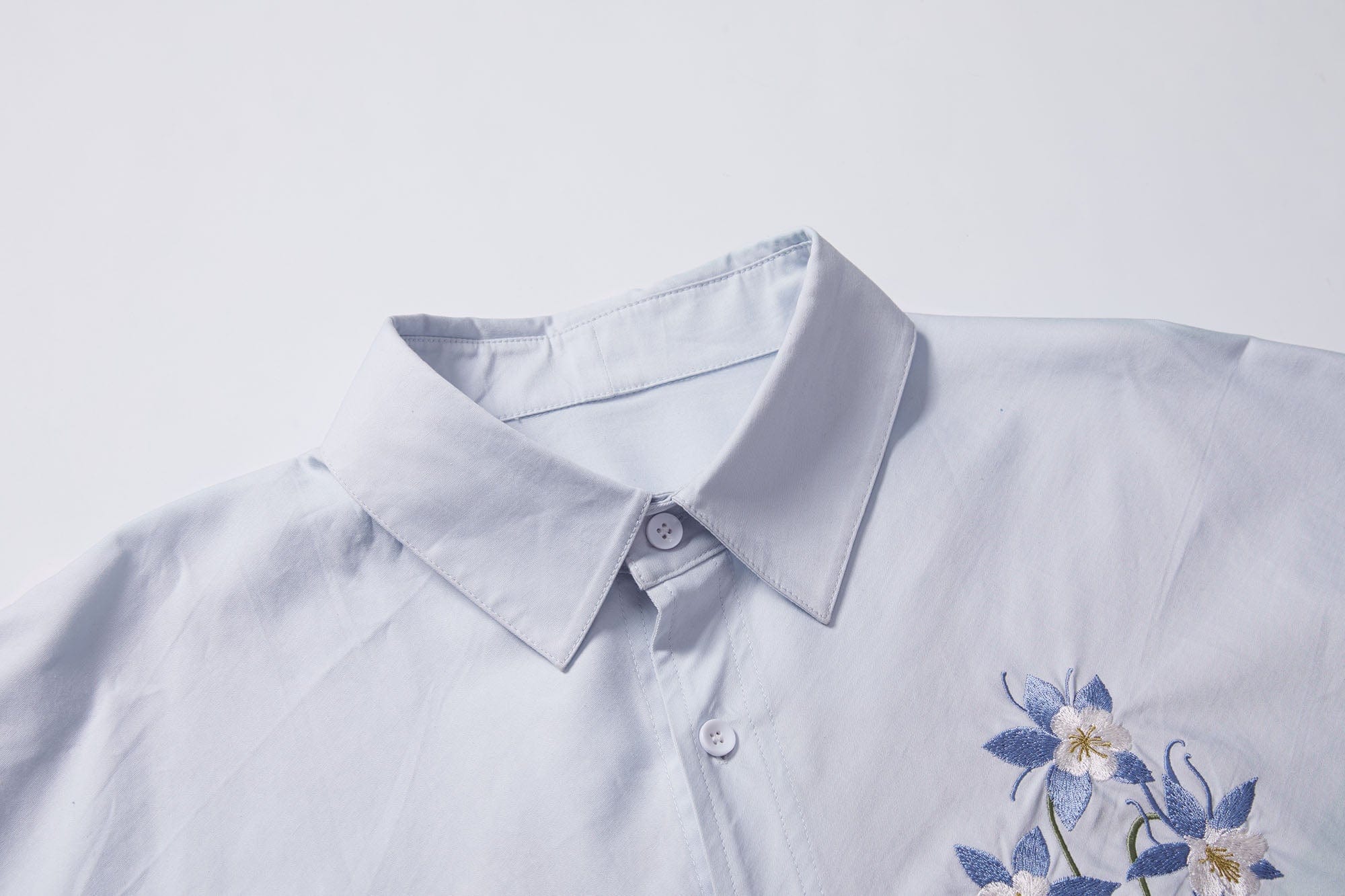 ERROR CODE ROBOT Botanical Embroidered Logo Shirt