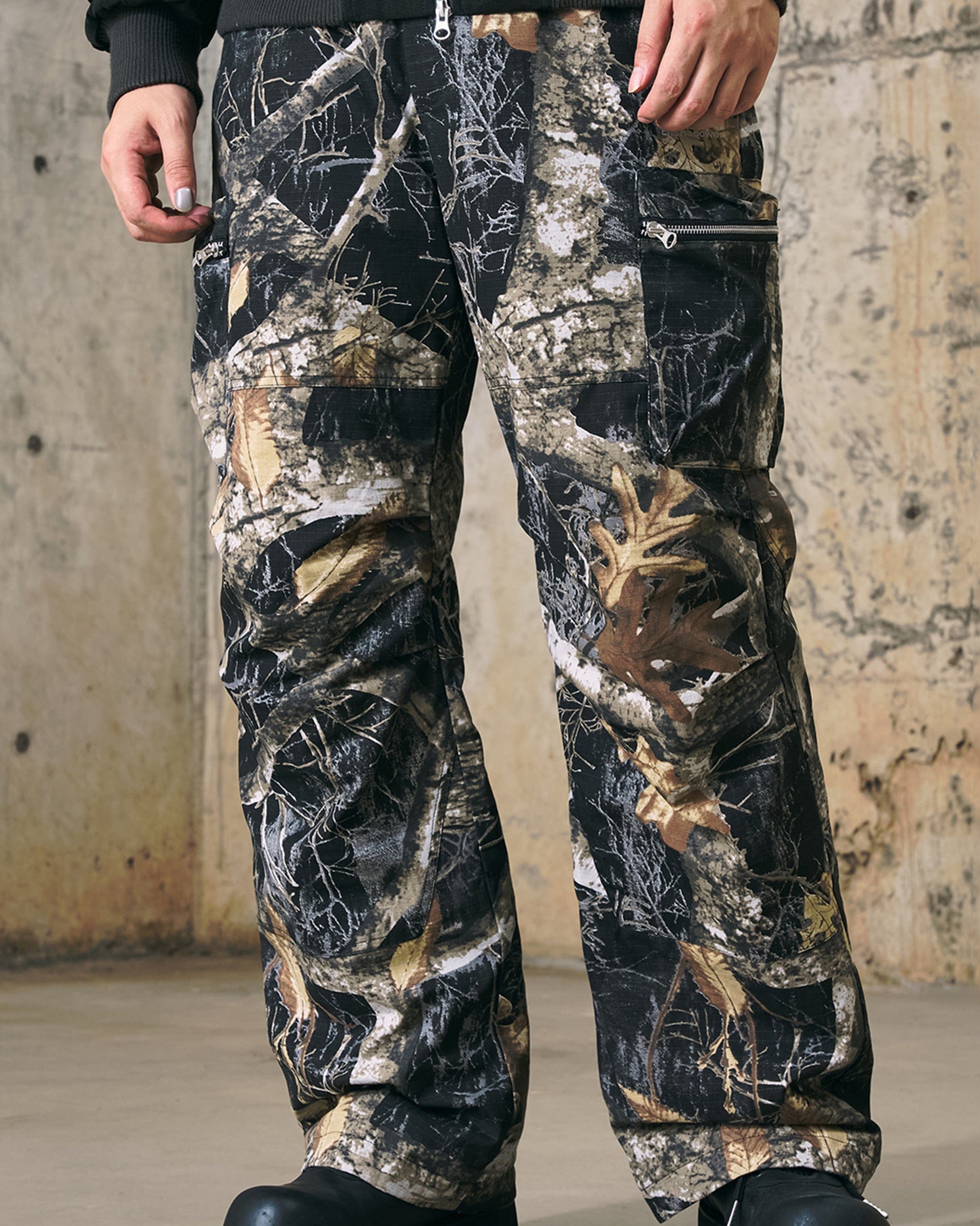 ENSHADOWER Black Camo Multi-pocket Down Pants