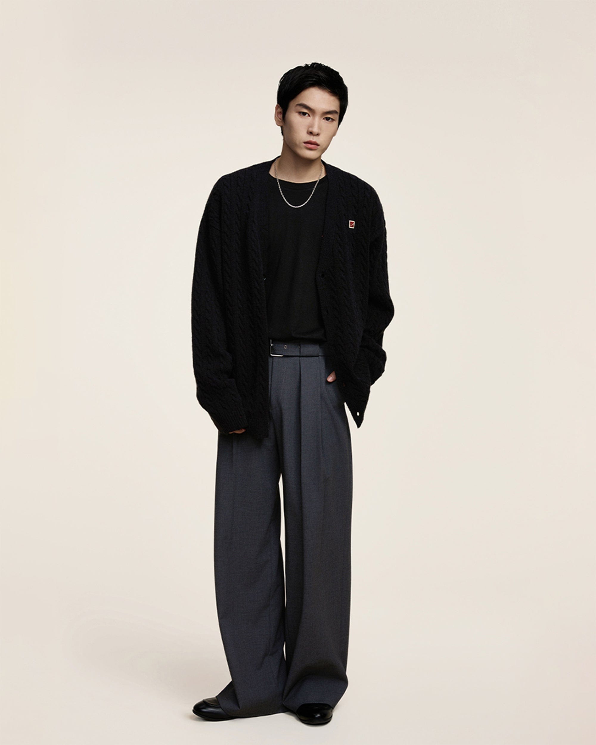 OPICLOTH Classic Pleated Belt Trousers