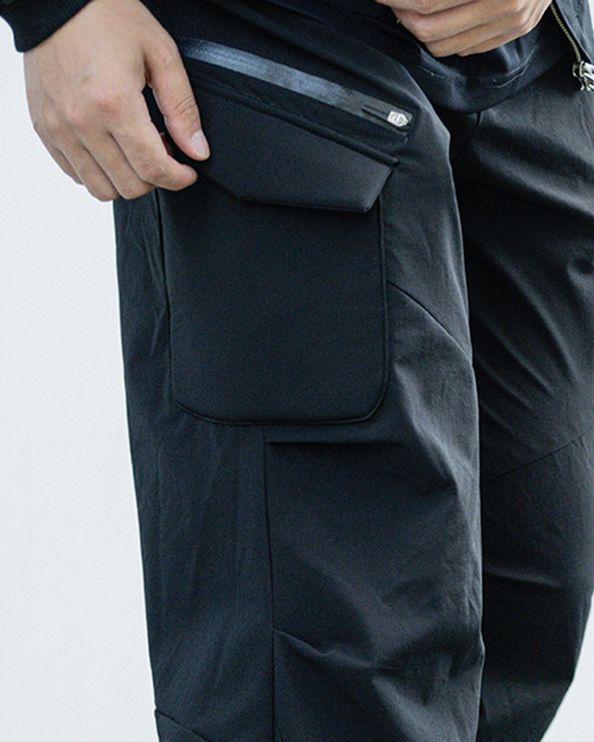 ENSHADOWER Waterproof Pleated Foam Pocket Hiking Pants