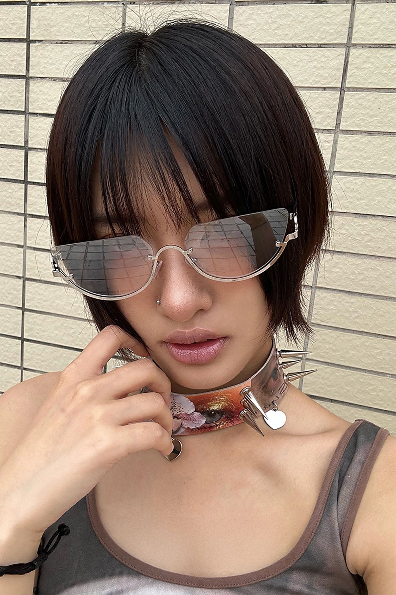 DAMAGE ASIA Semi-Oval Half-Rim Curved Frame Glasses