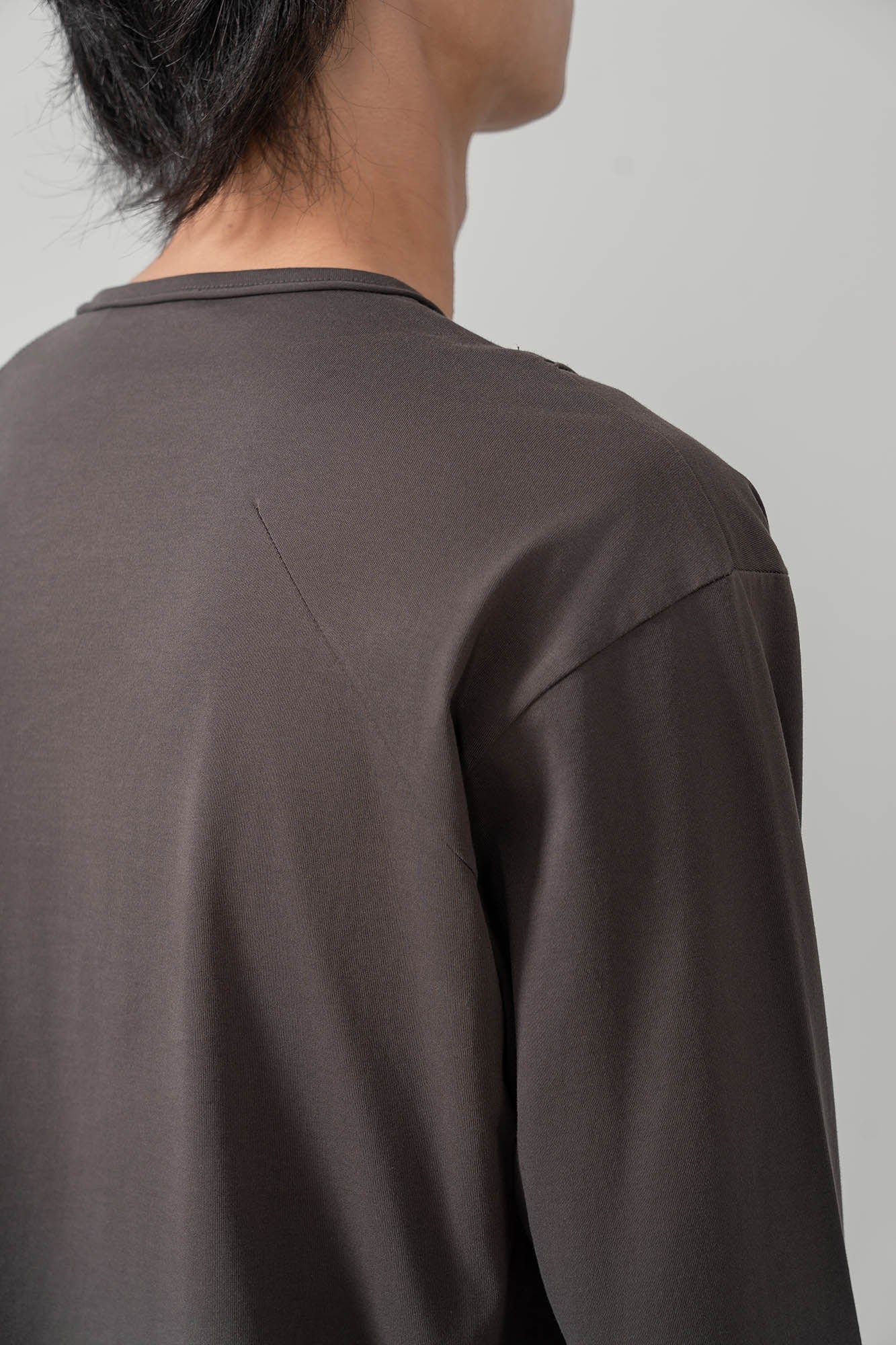 MOITIEDEPETALE Layered Asymmetrical Henley Long-Sleeve Tee