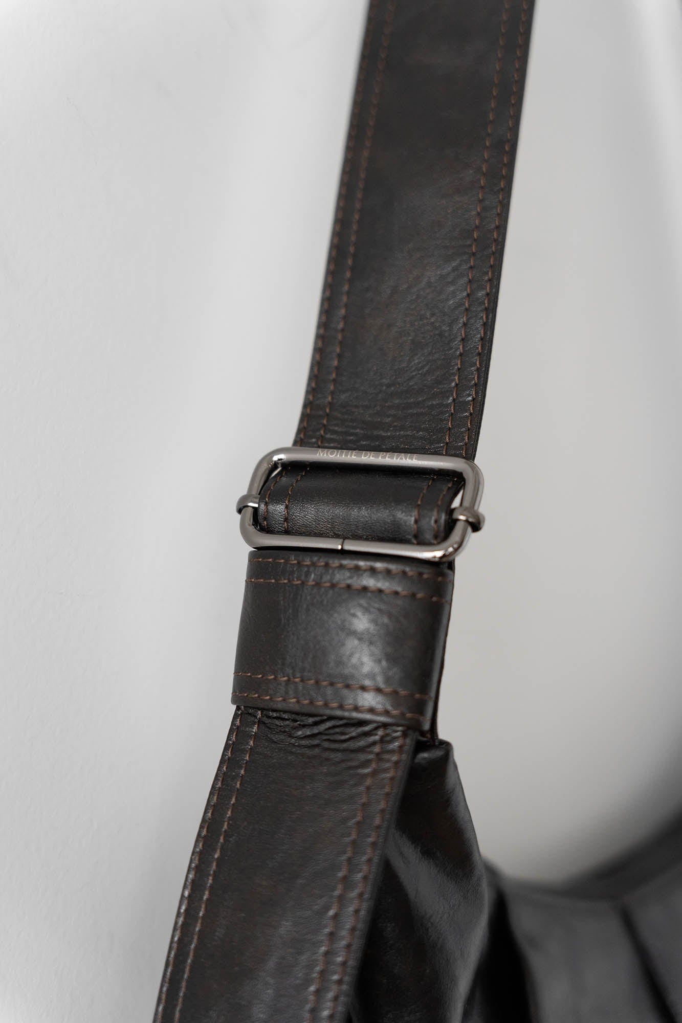 MOITIEDEPETALE Pleated Waxed Leather Croissant Bag