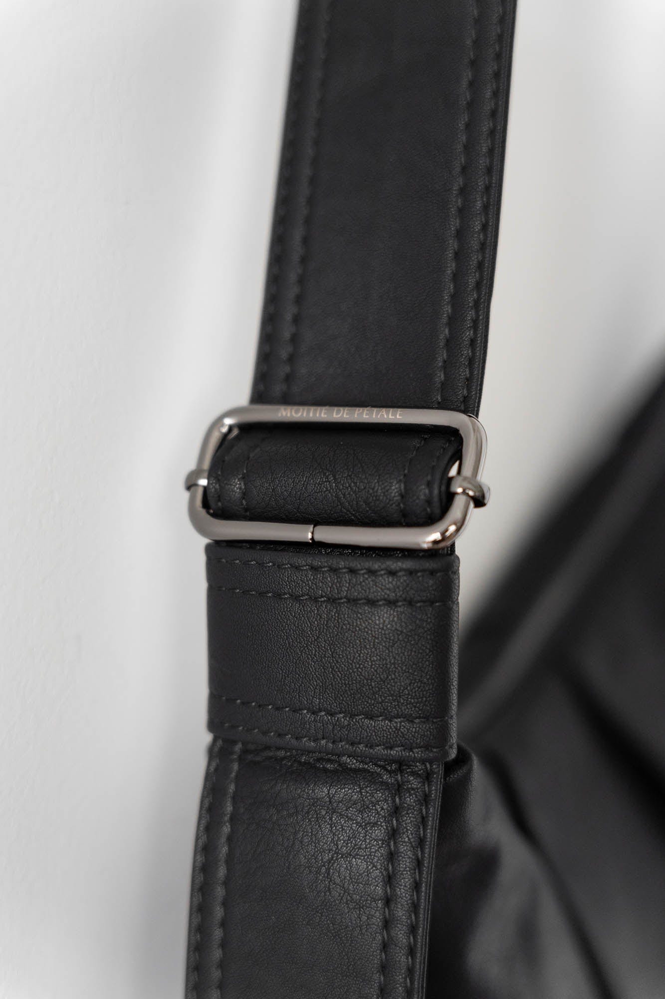 MOITIEDEPETALE Pleated Waxed Leather Croissant Bag
