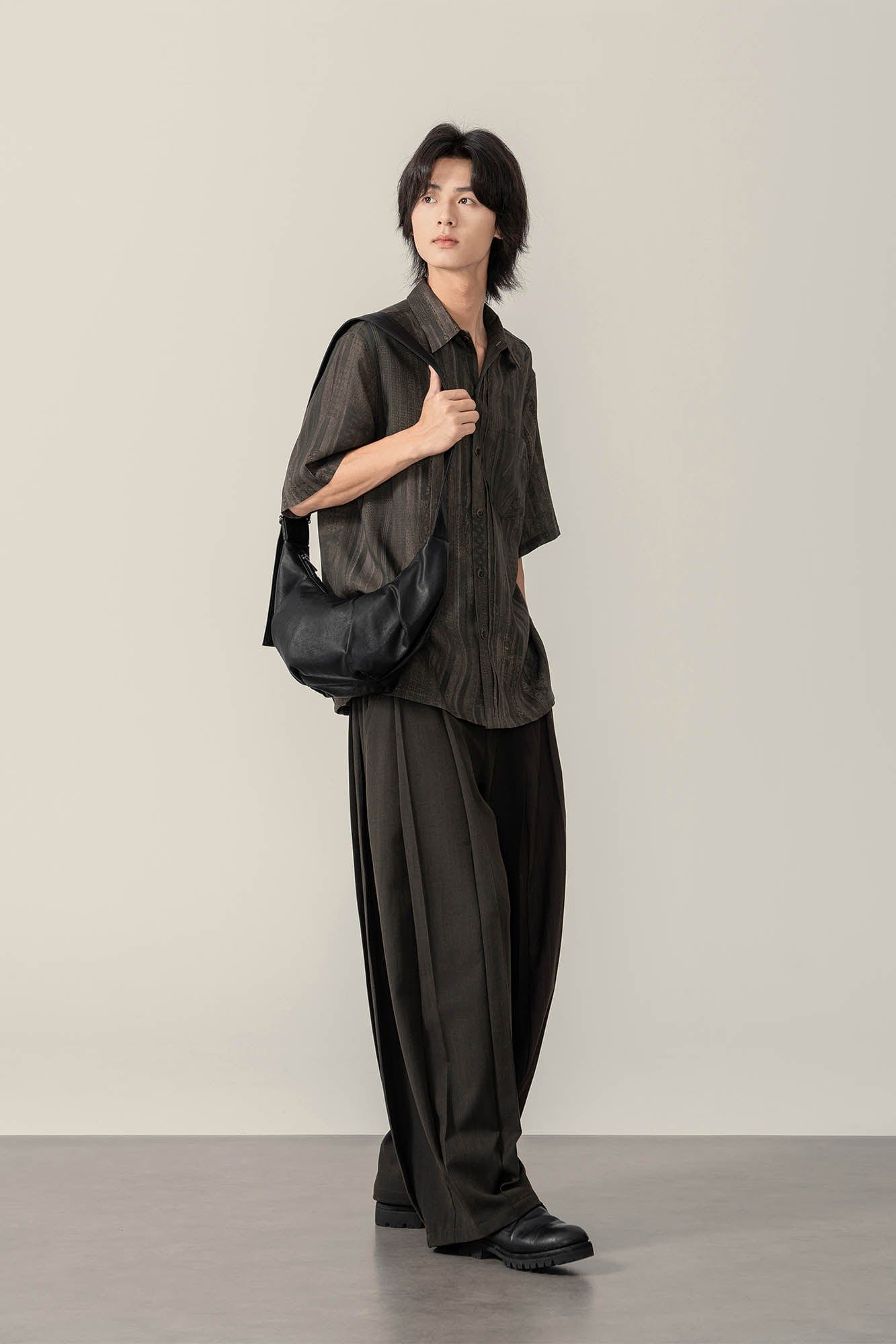 MOITIEDEPETALE Pleated Waxed Leather Croissant Bag