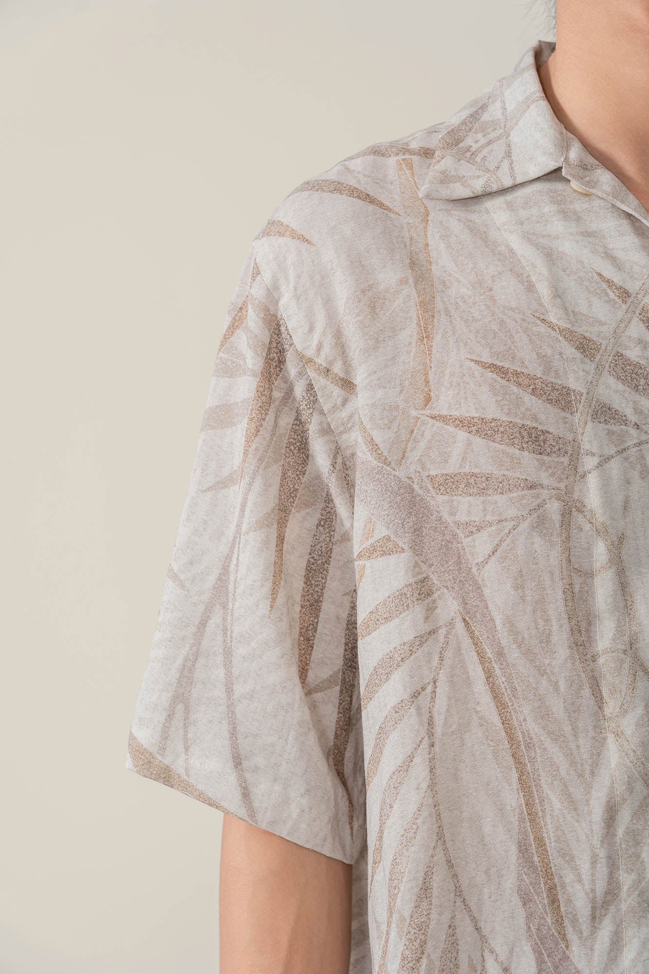 MOITIEDEPETALE Retro Foliage Half Shirt
