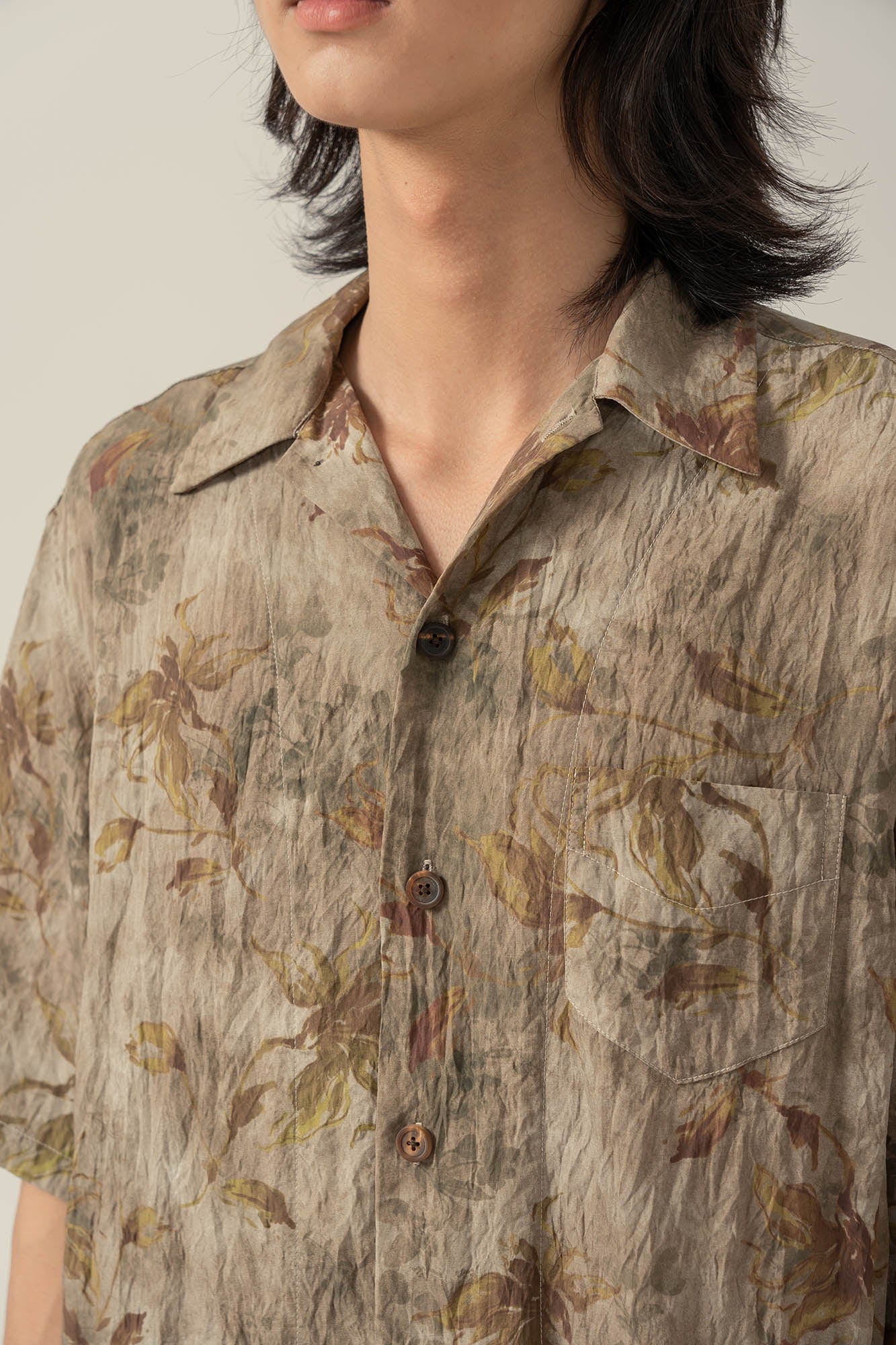 MOITIEDEPETALE Retro Wrinkled Watercolor Floral Half Shirt