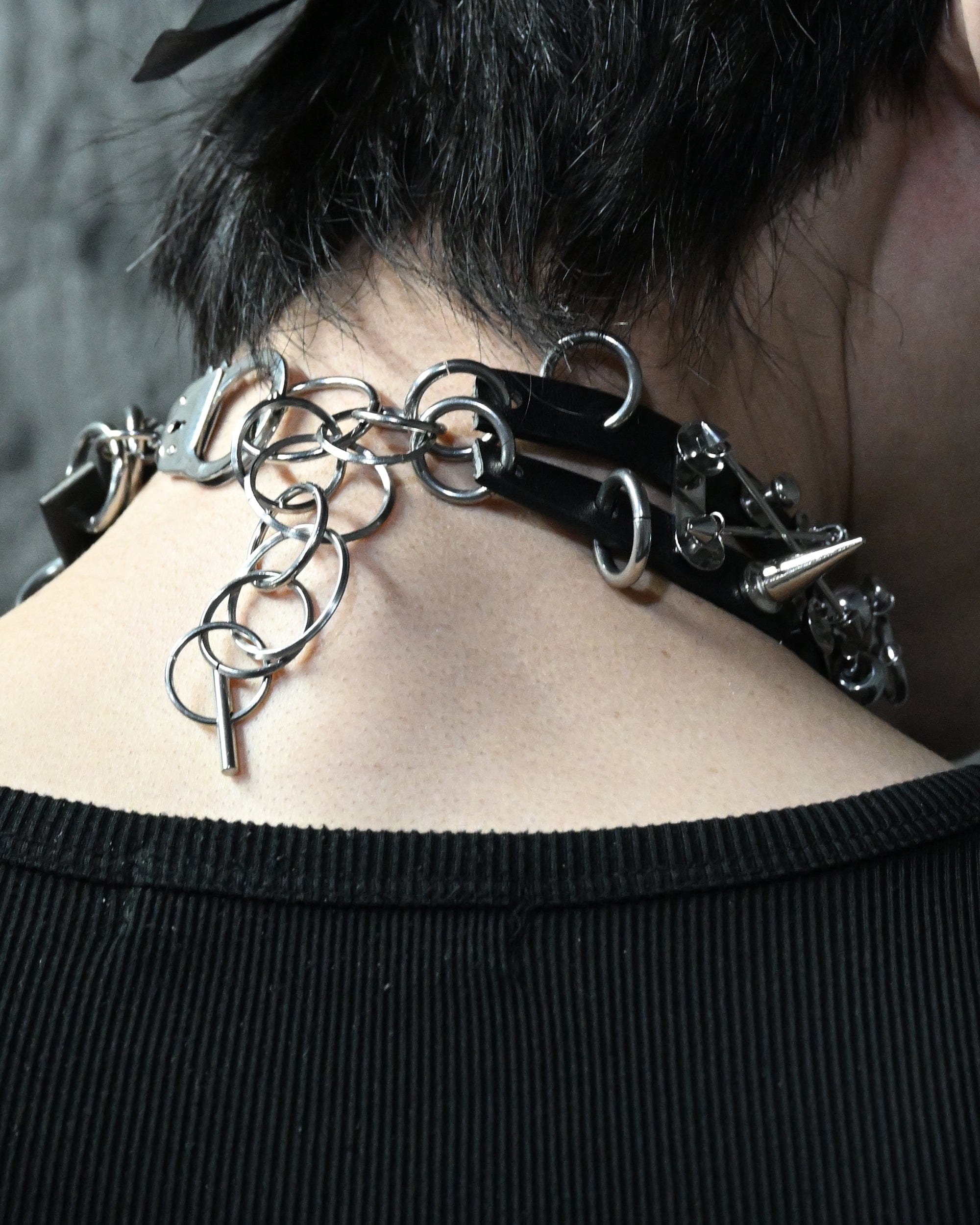 ILLUSORY Modern Hunter Rivet PU Choker