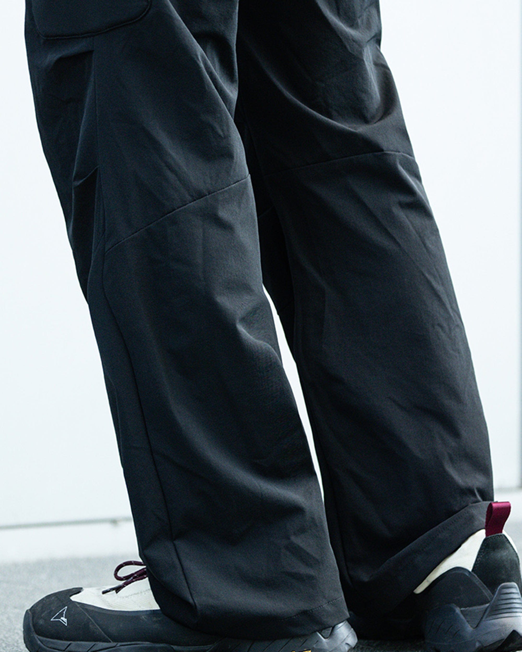 ENSHADOWER Waterproof Pleated Foam Pocket Hiking Pants