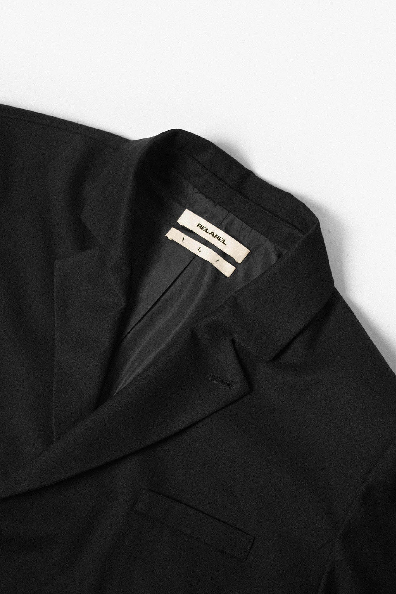 RELABEL Detachable-Collar Wool-Blended Pleated Blazer