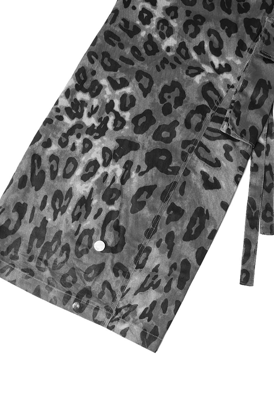 RELABEL Leopard Multi-Pocket Ribbon Cargo Pants